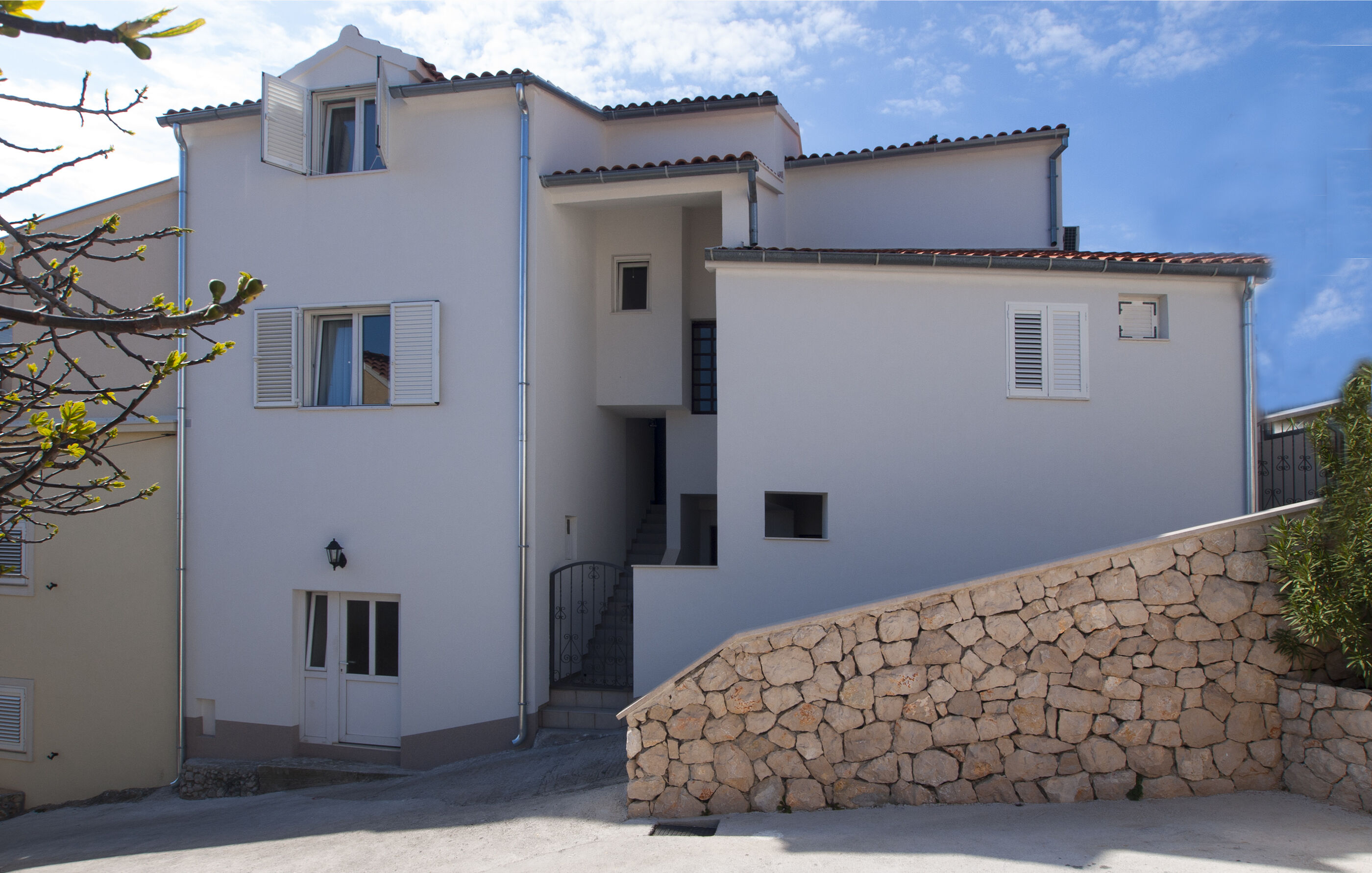 Apartments Tresan 81323-A3
