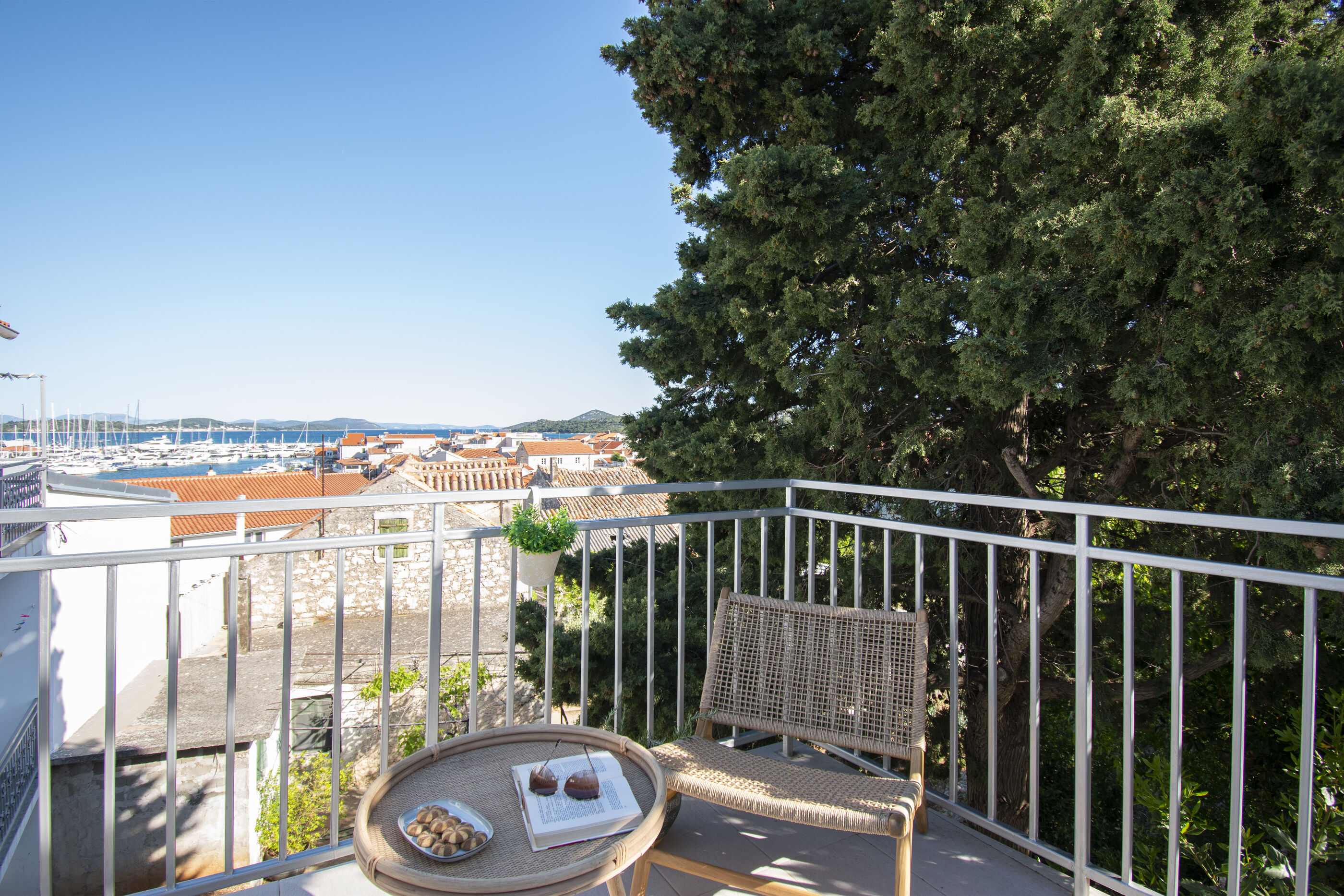 Apartments Tresan 81323-A3