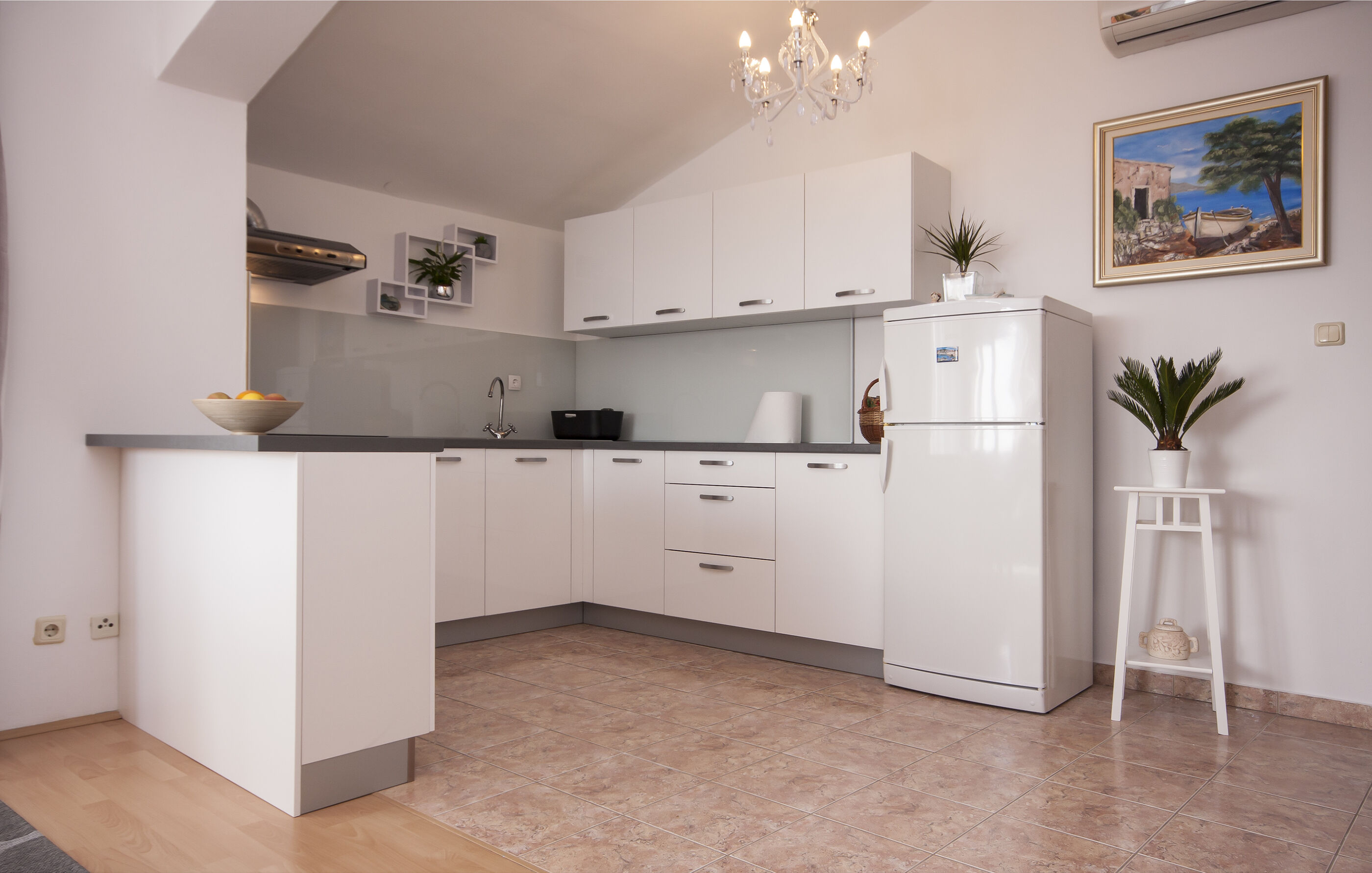 Apartments Tresan 81323-A3