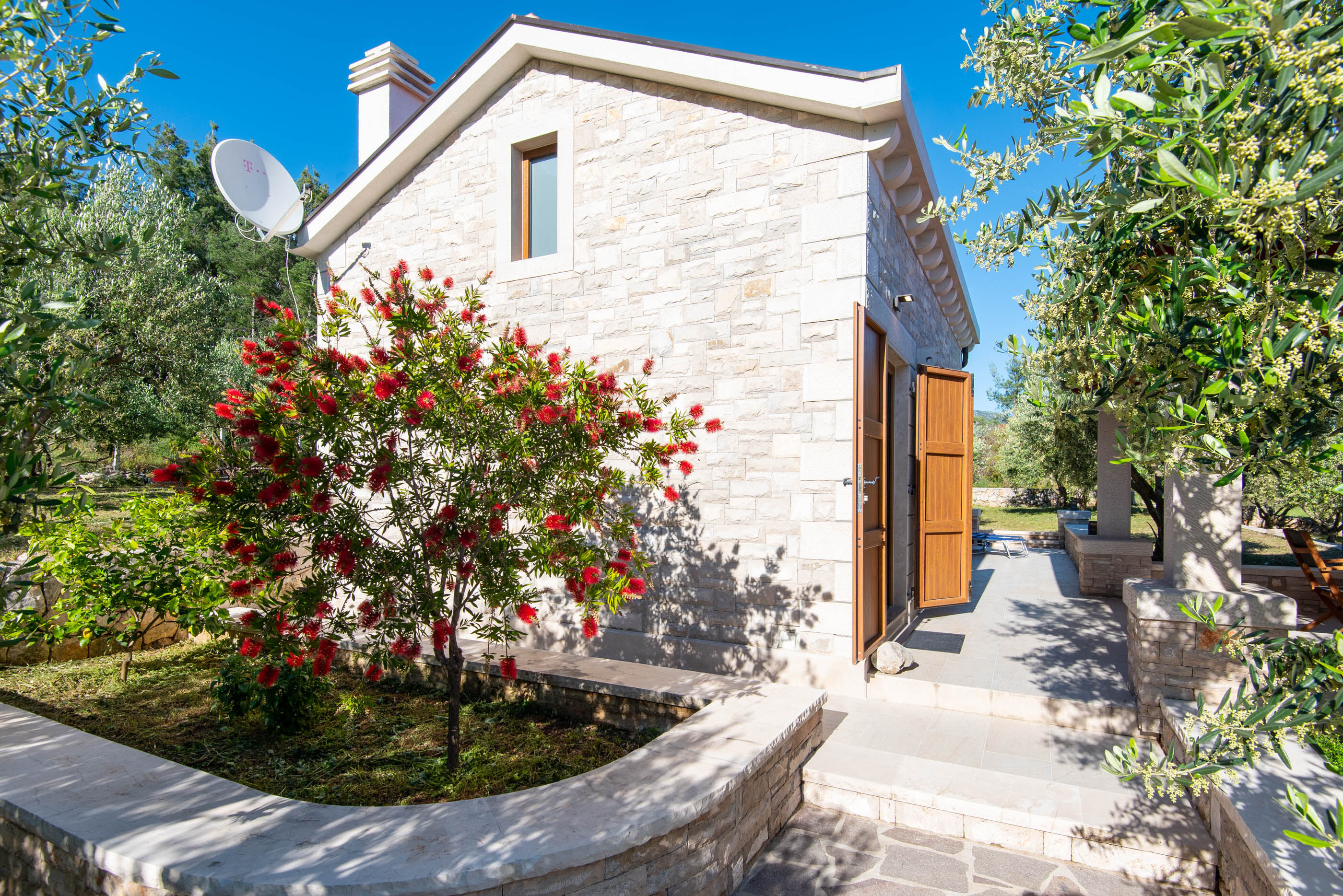 House Little Stone House 21523-K1