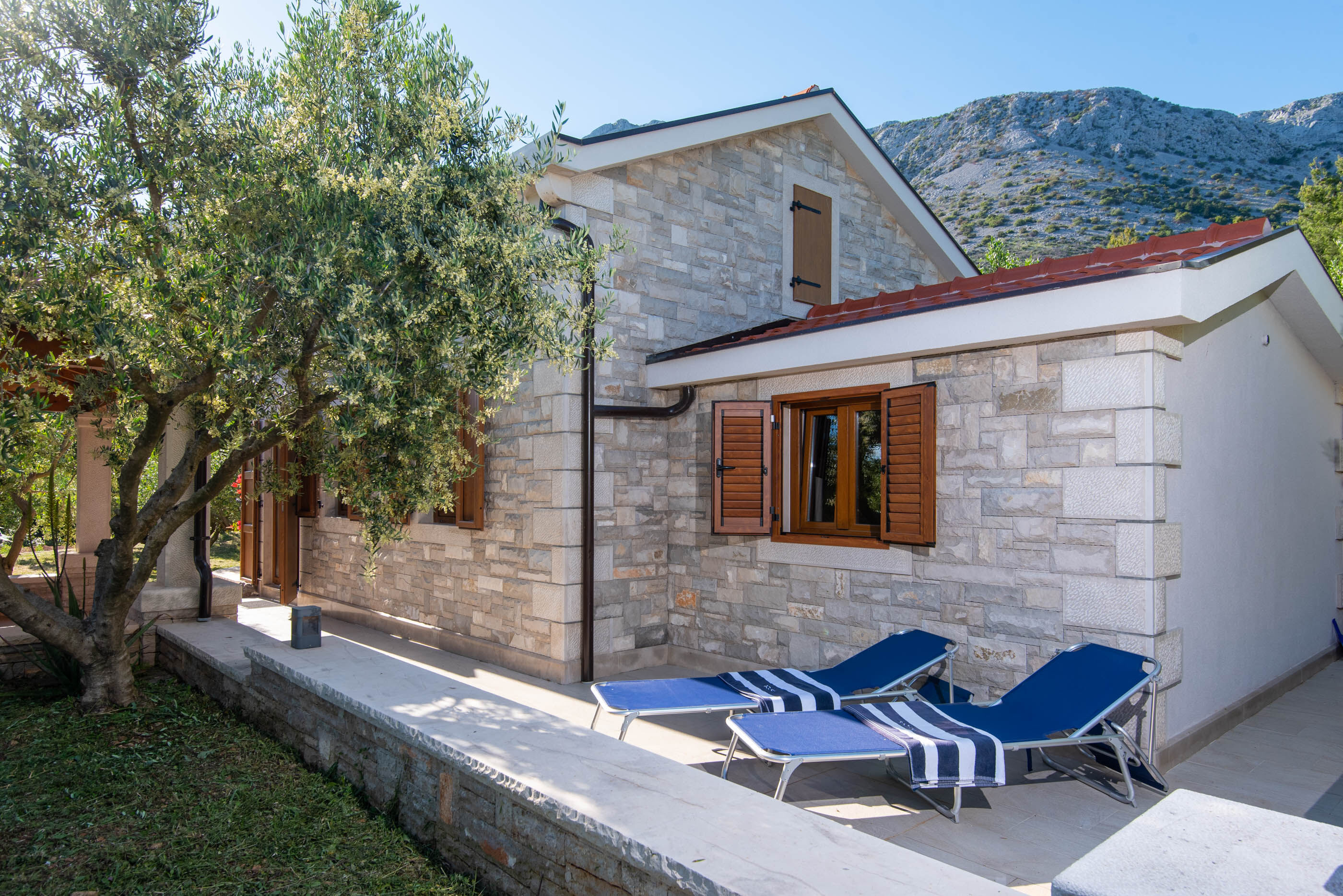 House Little Stone House 21523-K1