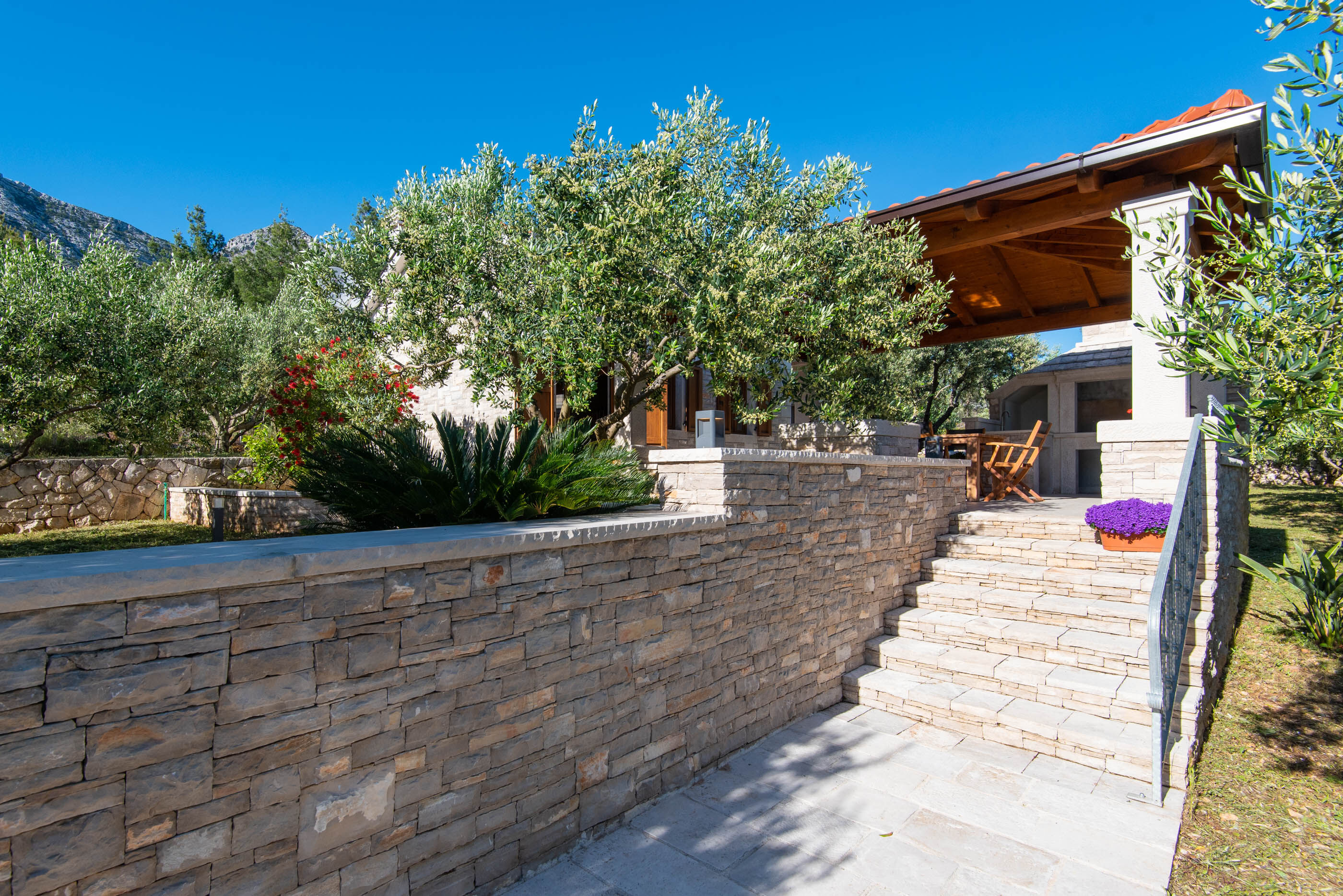 House Little Stone House 21523-K1