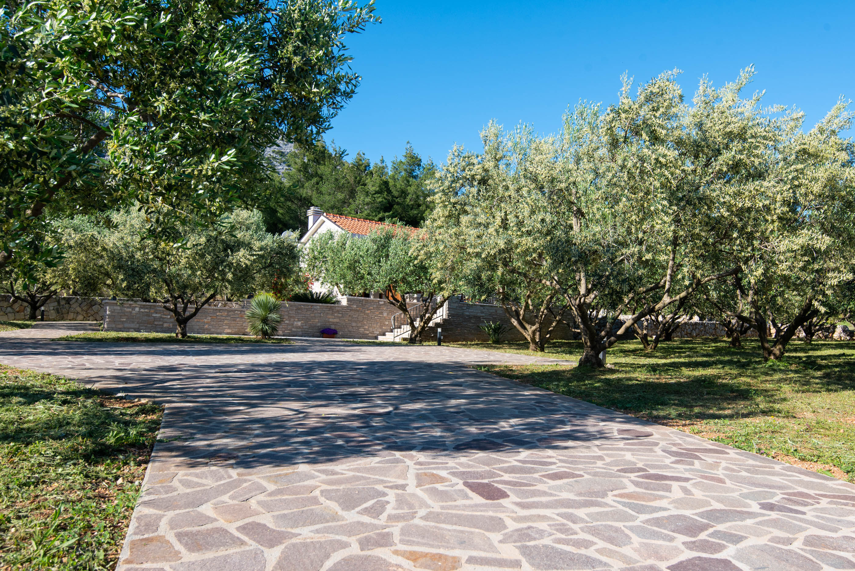 House Little Stone House 21523-K1
