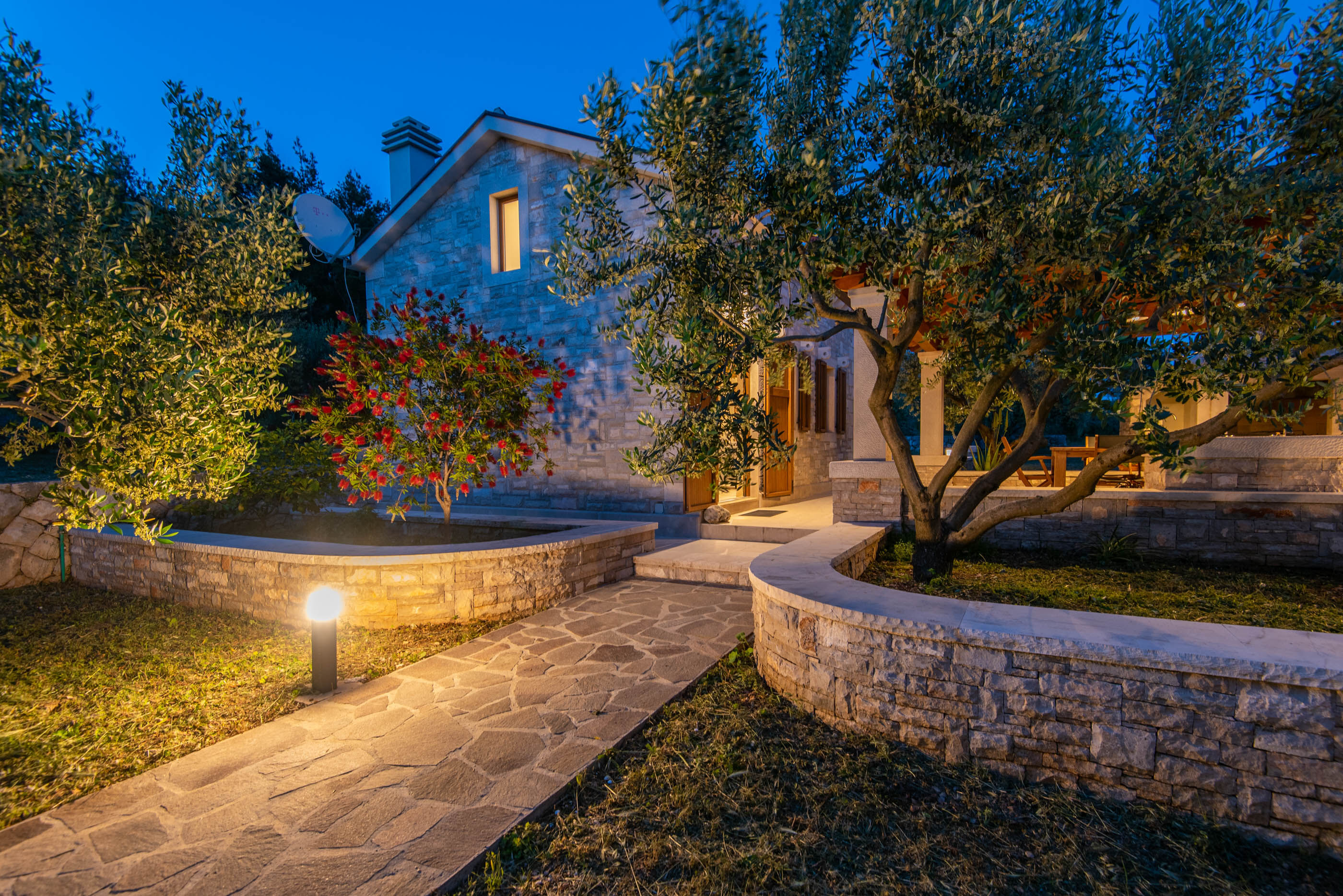 House Little Stone House 21523-K1