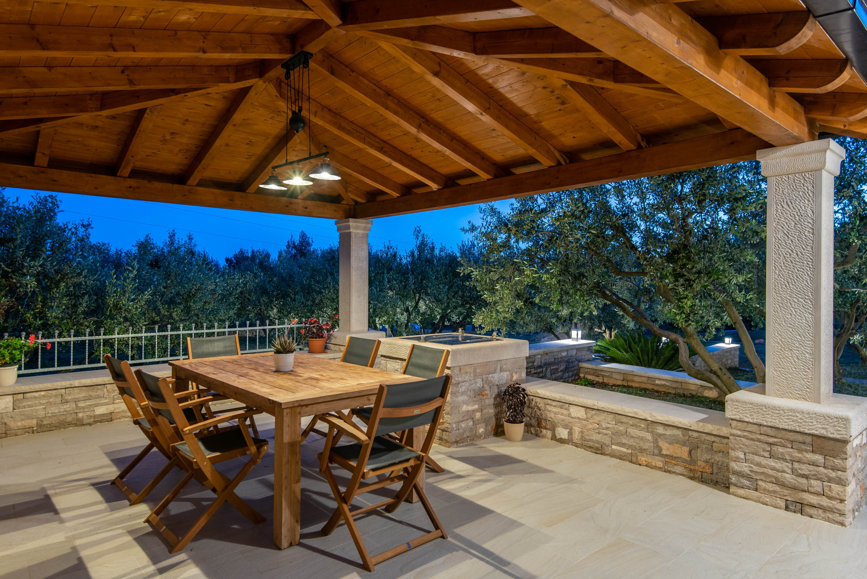 House Little Stone House 21523-K1