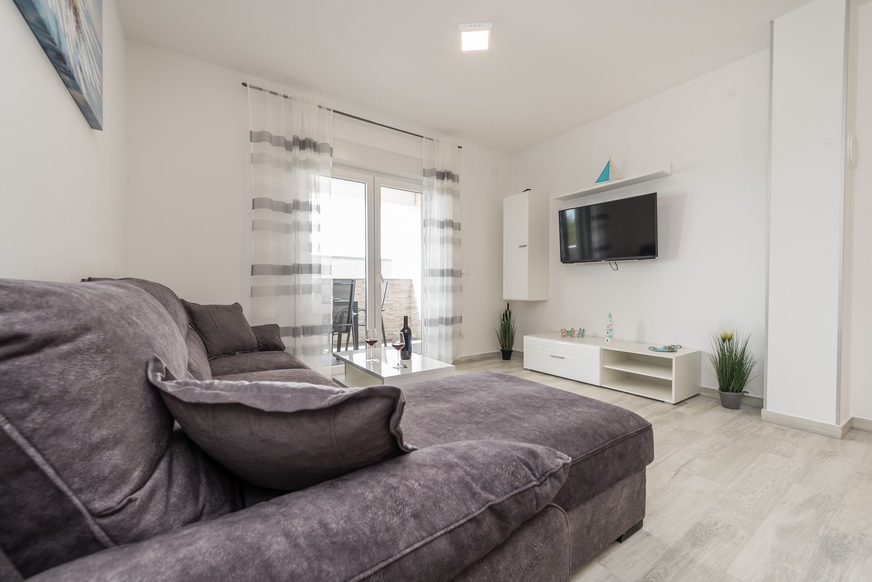 Apartments Bircic 29783-A1