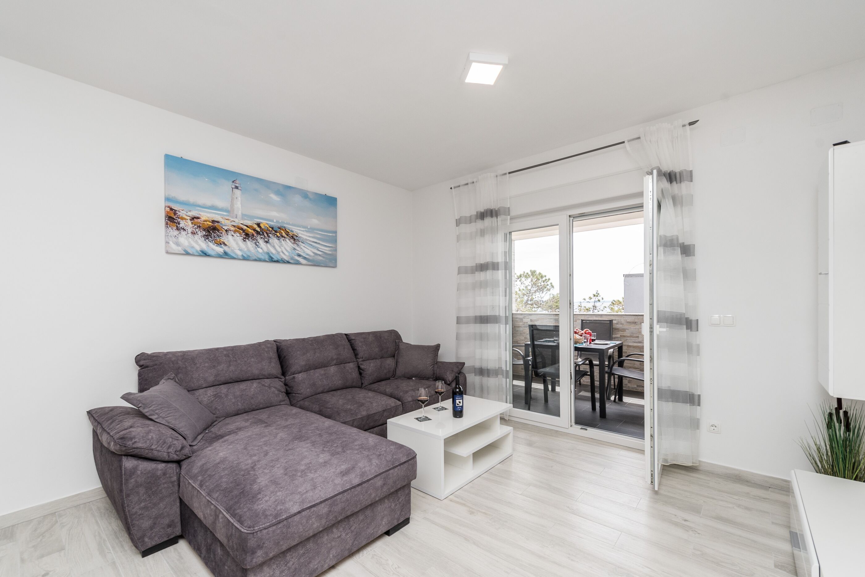 Apartments Bircic 29783-A1