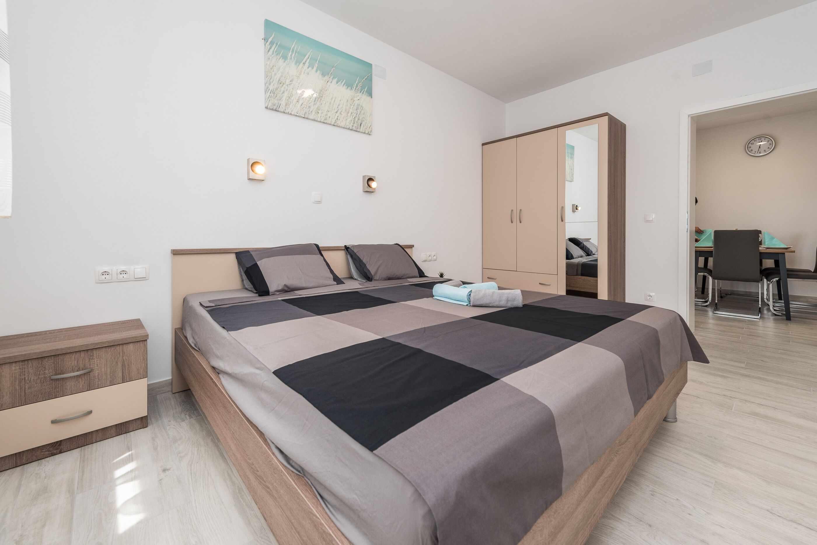 Apartments Bircic 29783-A1