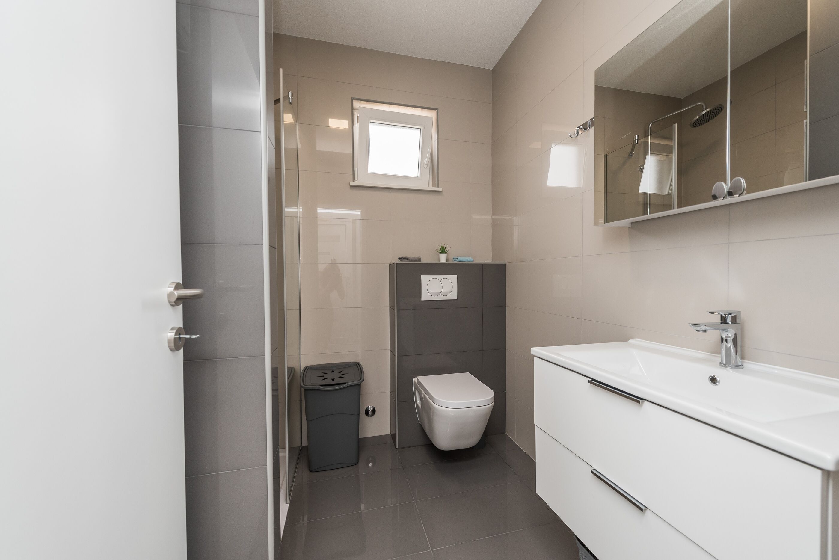 Apartments Bircic 29783-A1