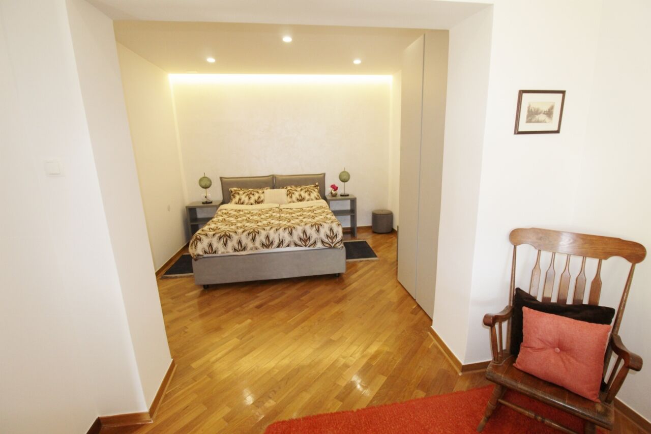 House PUNTA II 17483-K1