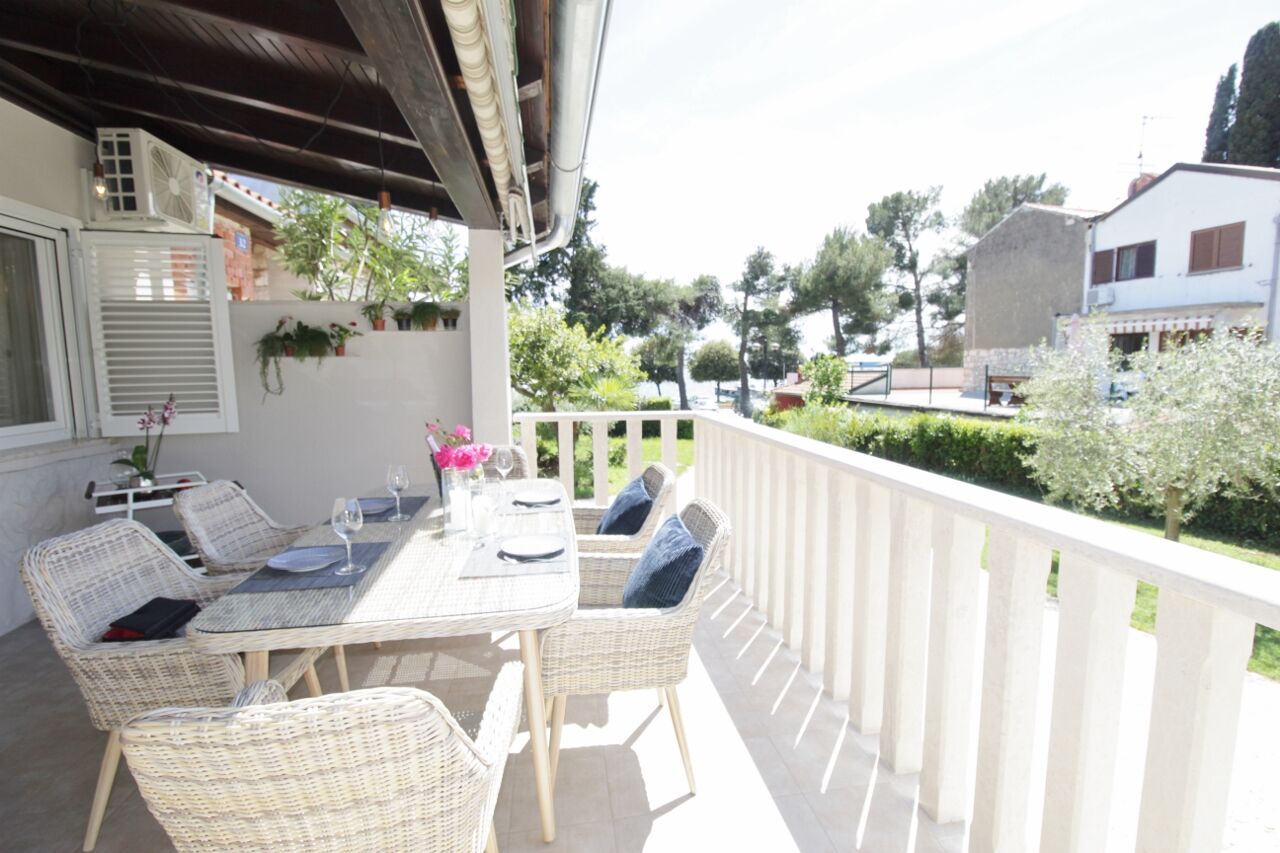 House PUNTA II 17483-K1