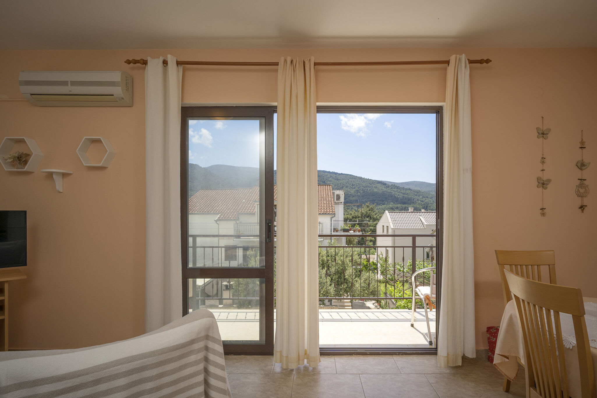 Apartments Zlata 34981-A1