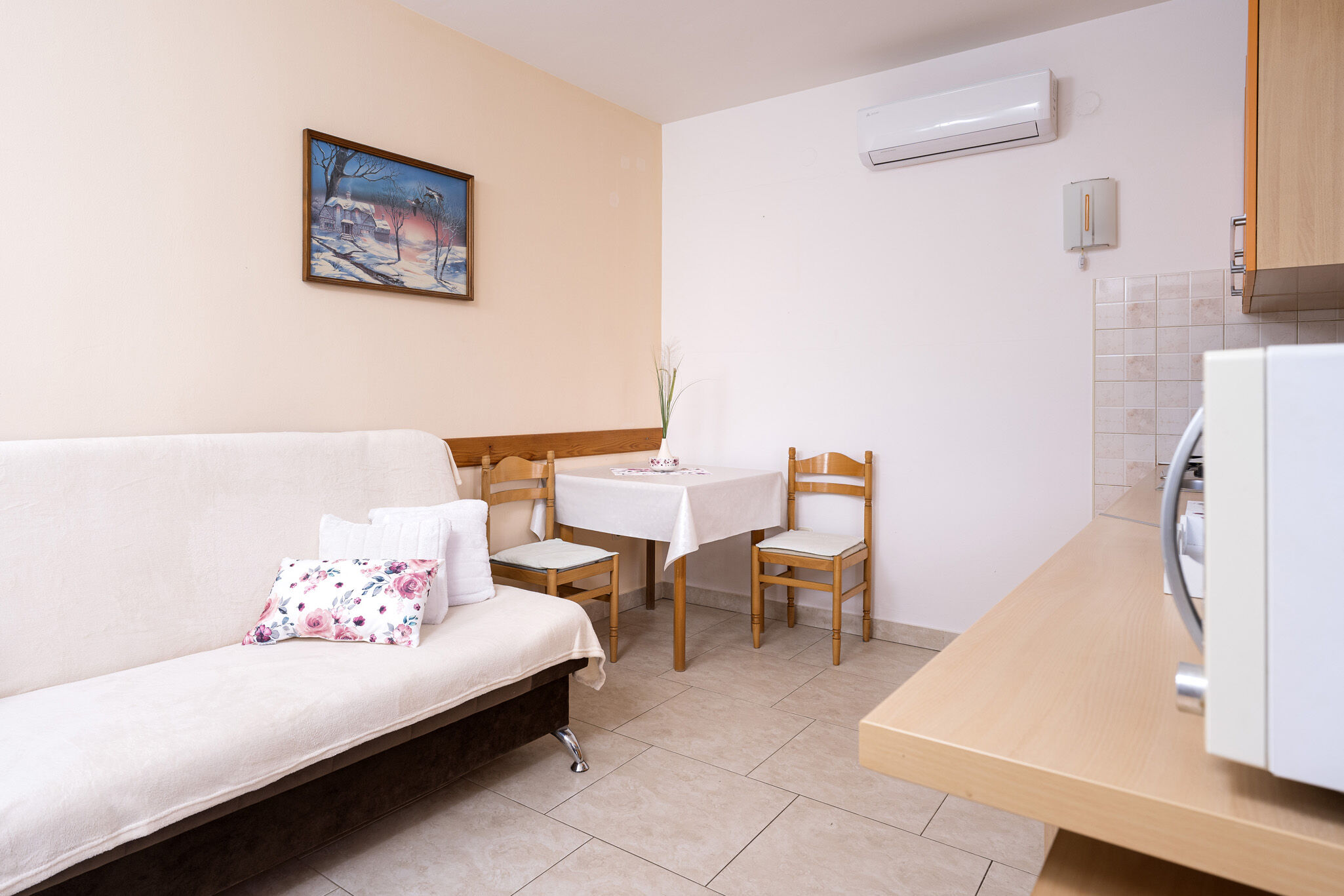 Apartments Zlata 34981-A2