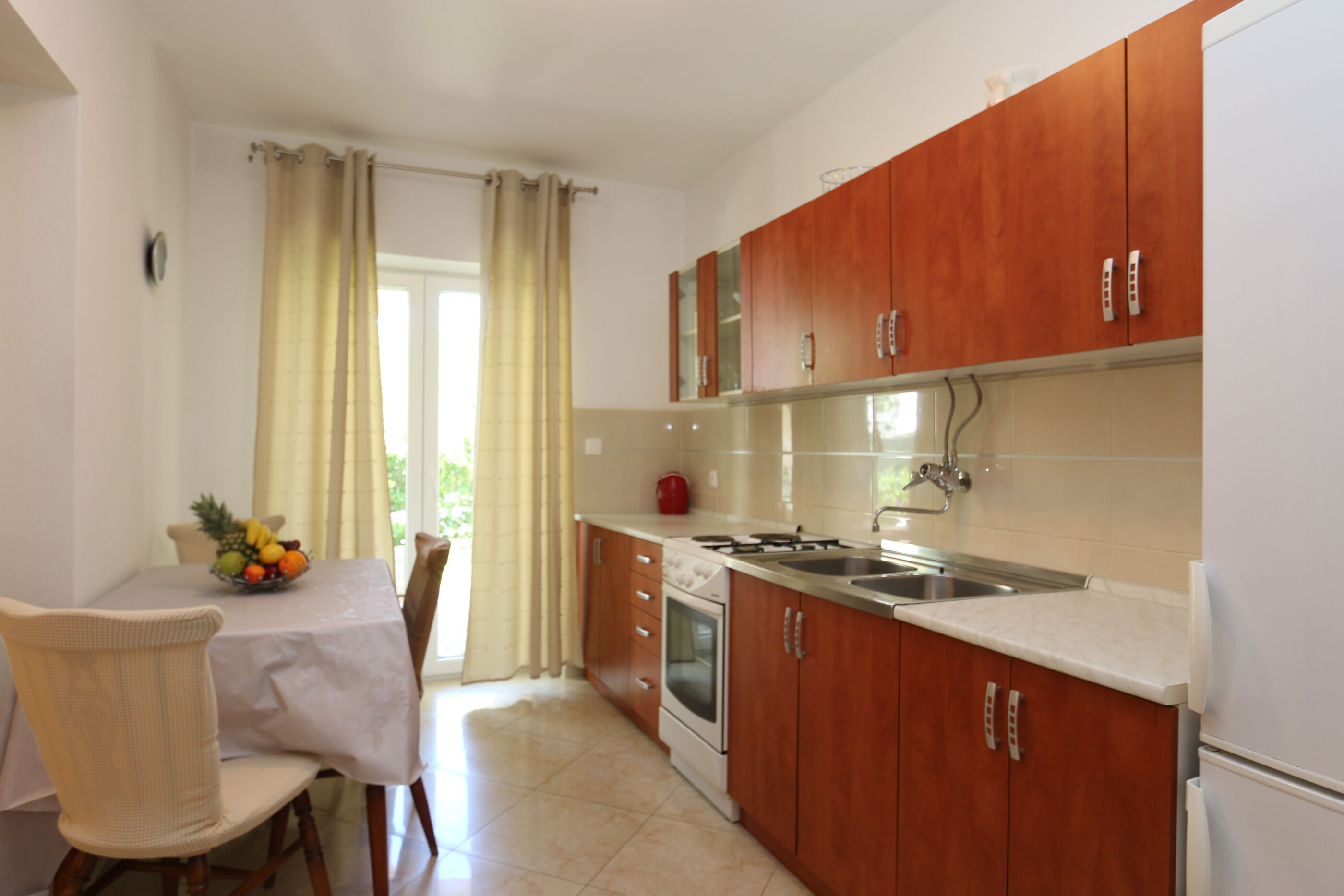 Apartments Brusic Ana 60246-A1