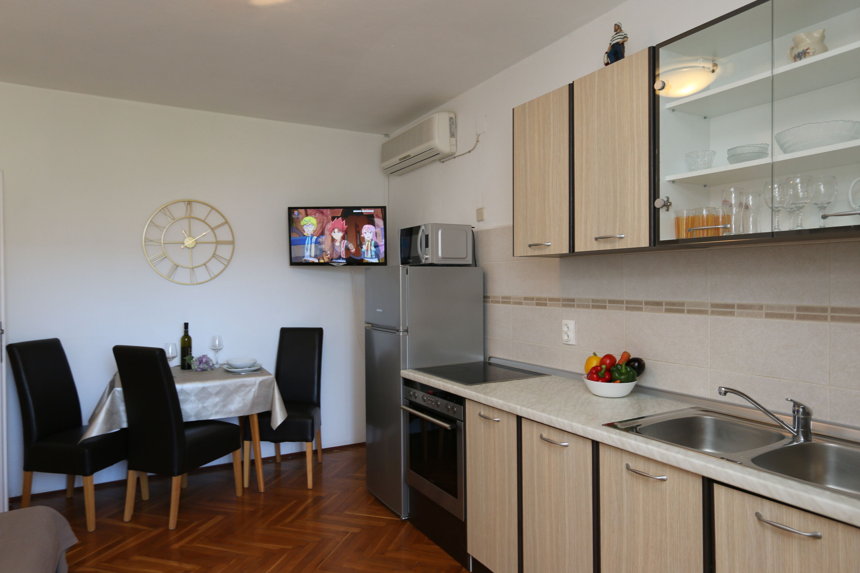 Apartments Brusic Ana 60246-A2