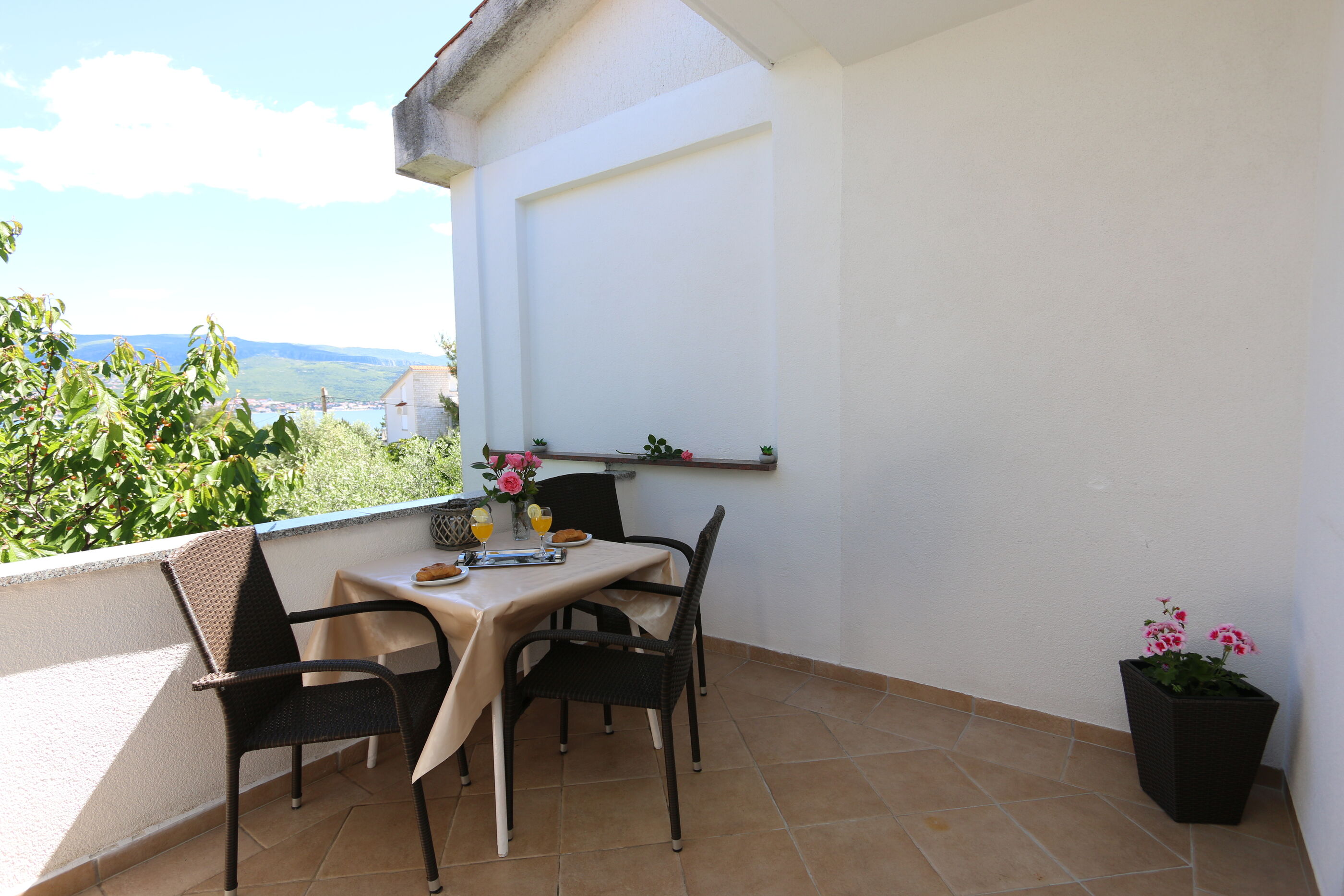 Apartments Brusic Ana 60246-A2