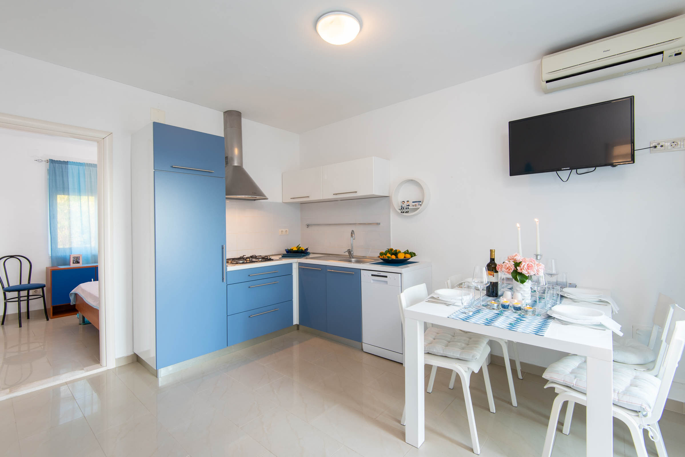 Apartments Lenka 80841-A1