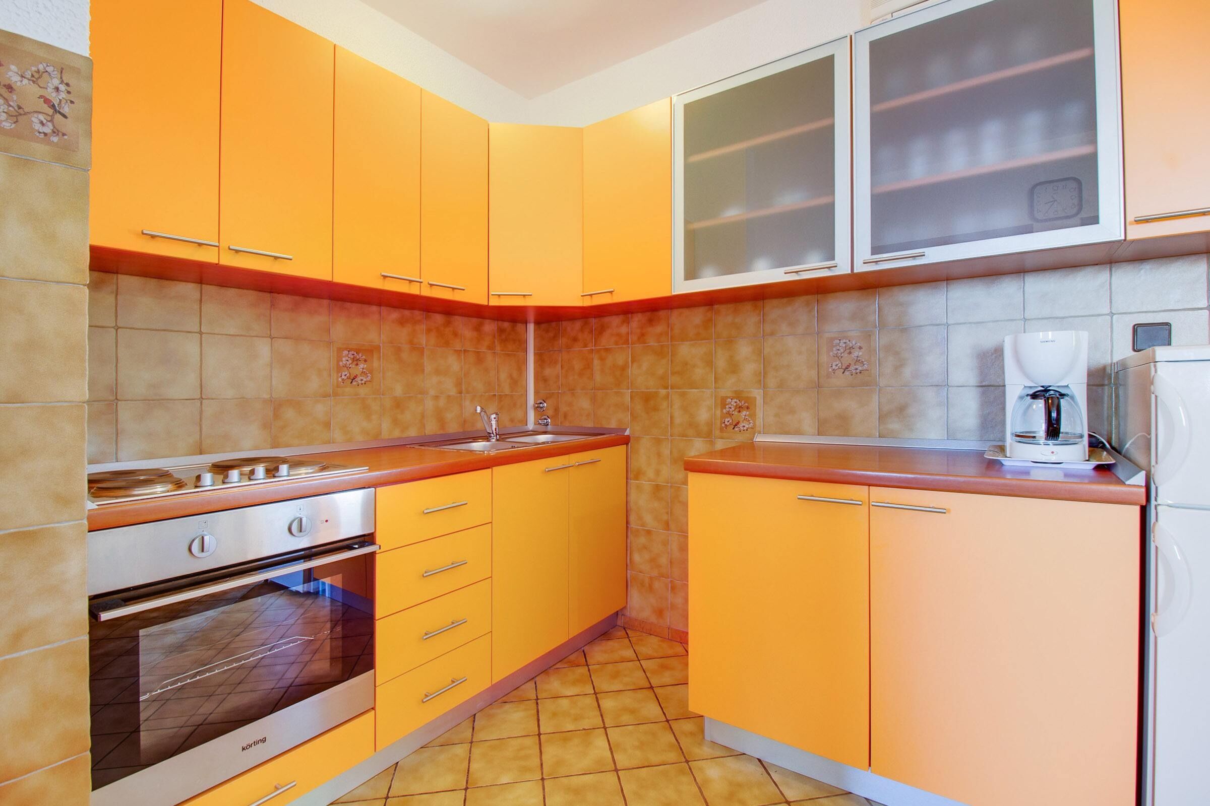 Apartments Tina 17516-A1