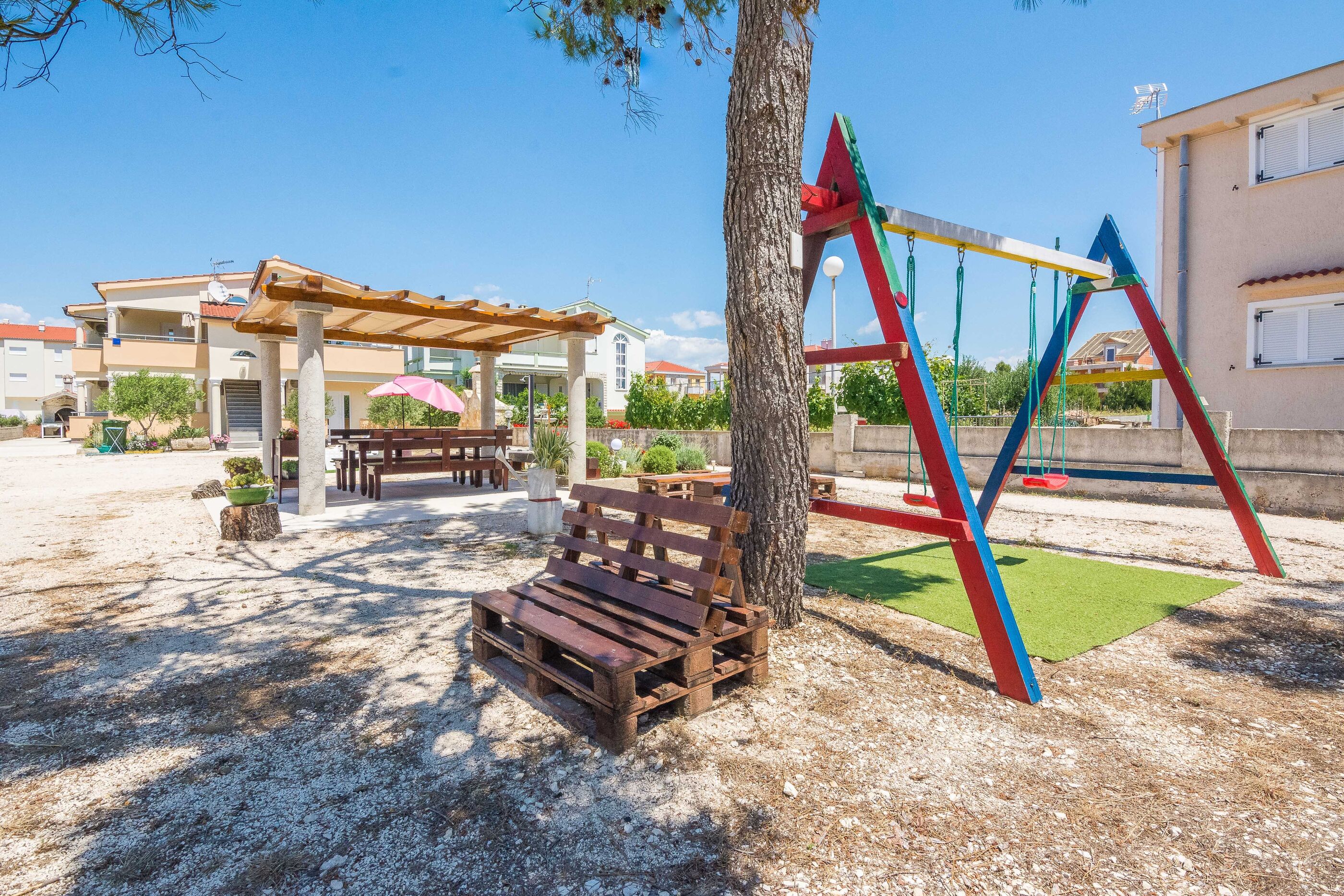 Apartments Ujakovic A2