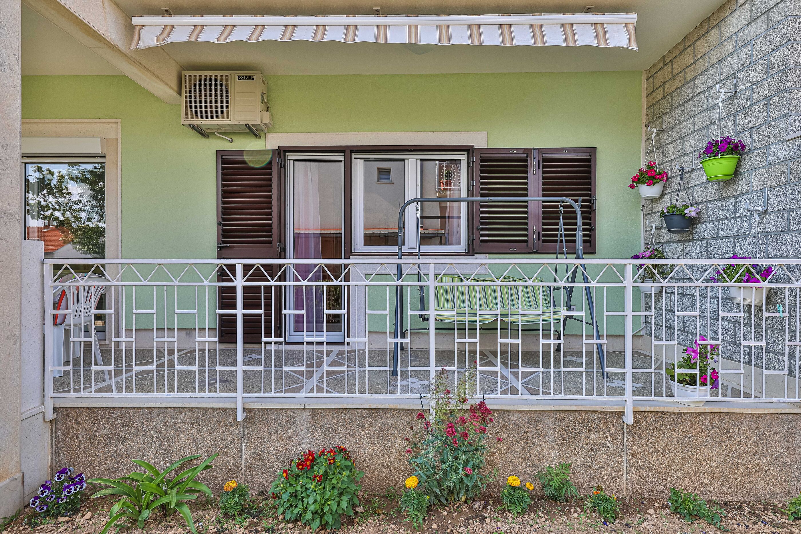 Apartment 3M 47211-A1