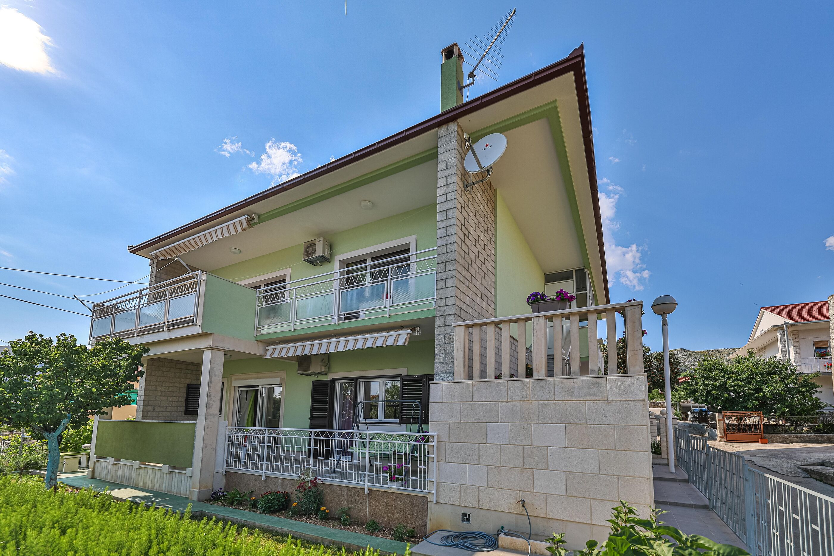 Apartment 3M 47211-A1