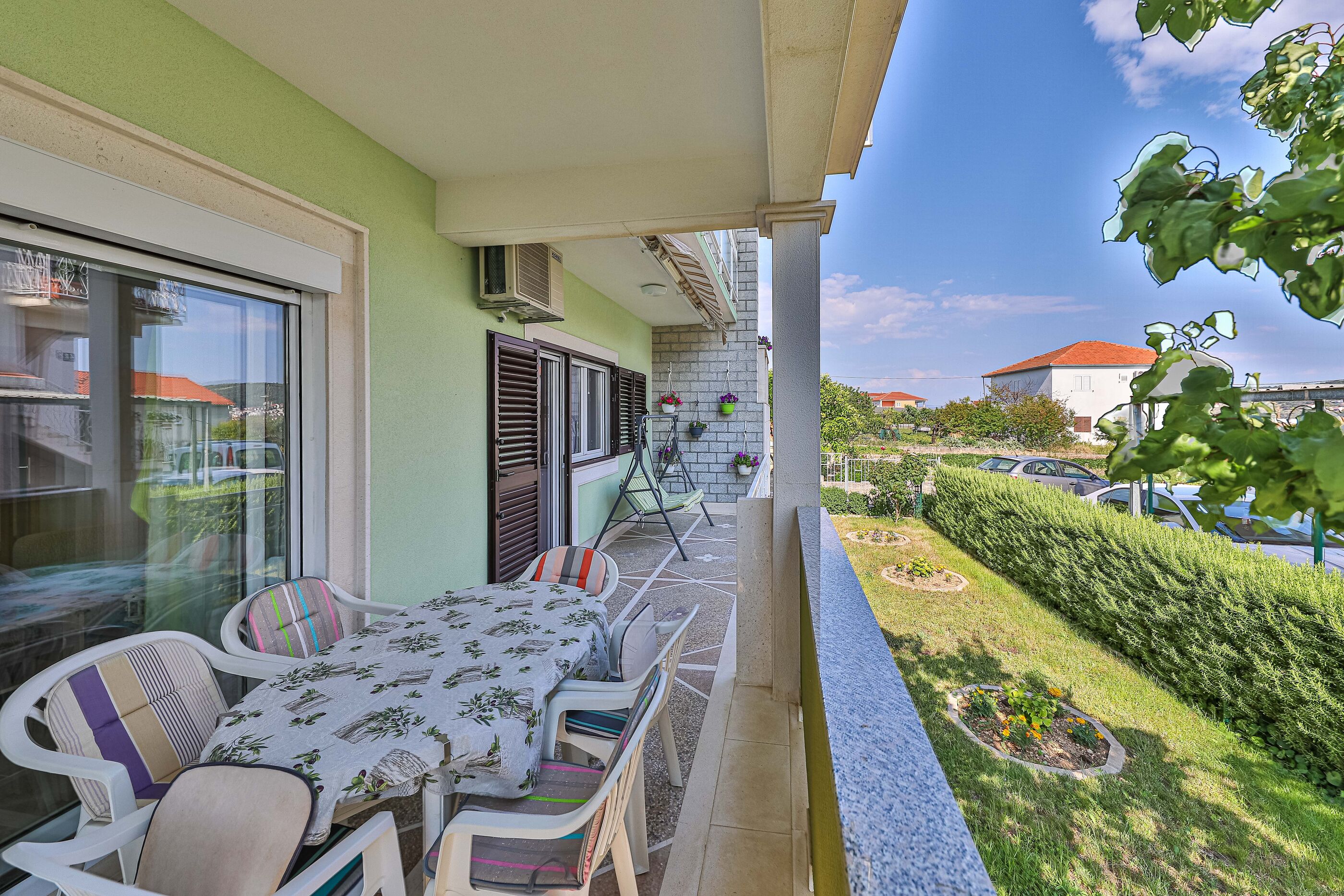 Apartment 3M 47211-A1