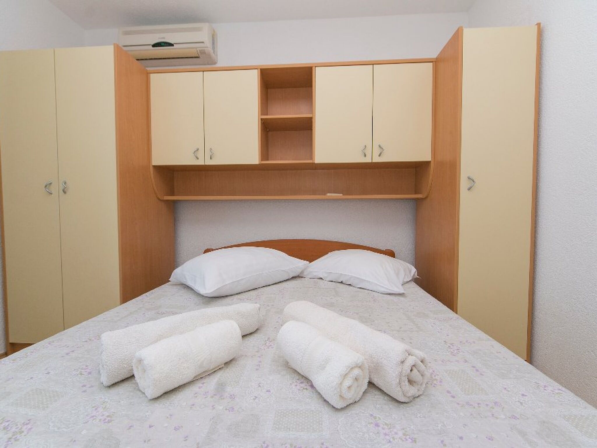 Apartments Mario 82131-A1