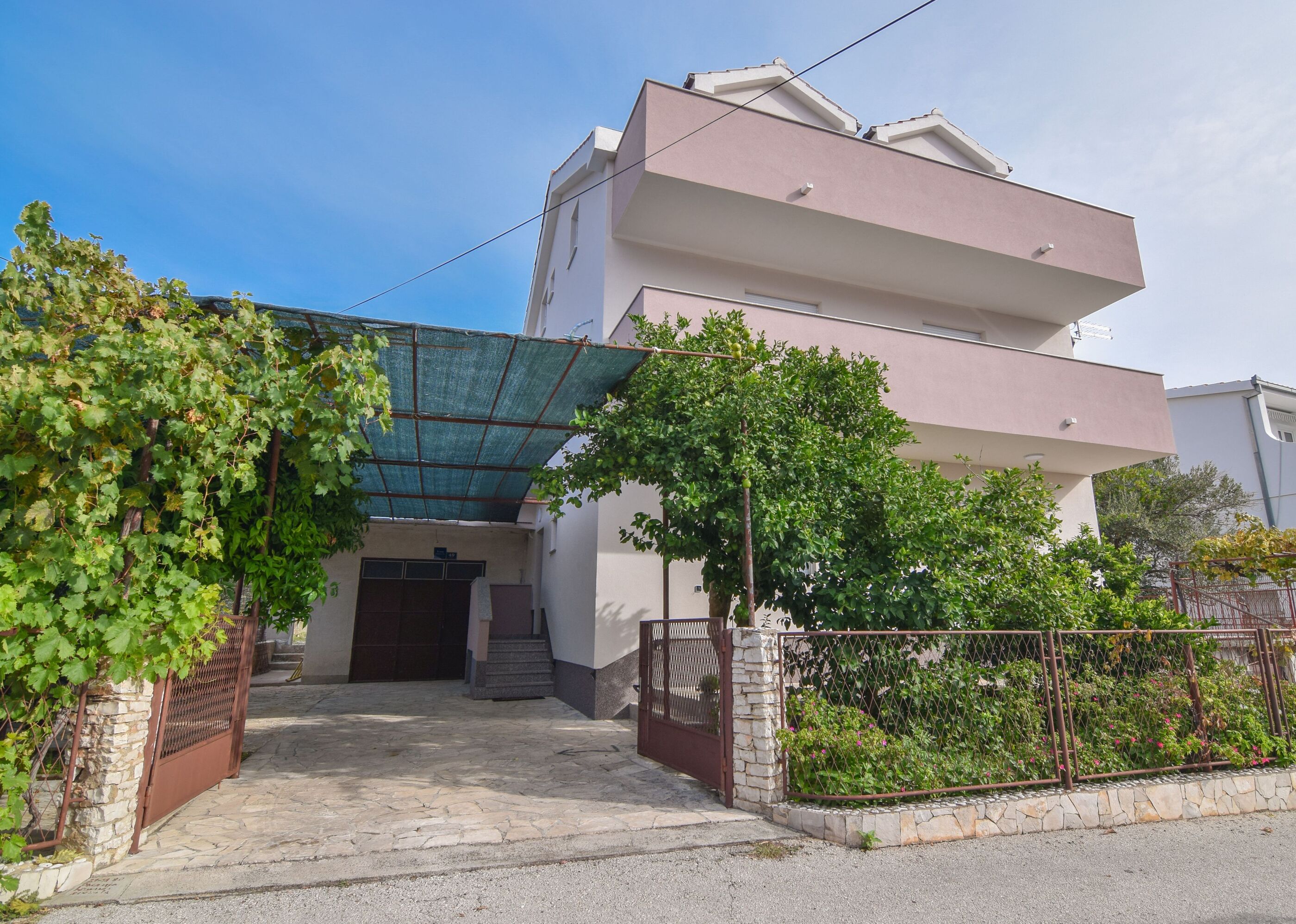 Apartment Pocrnja 29541-A1