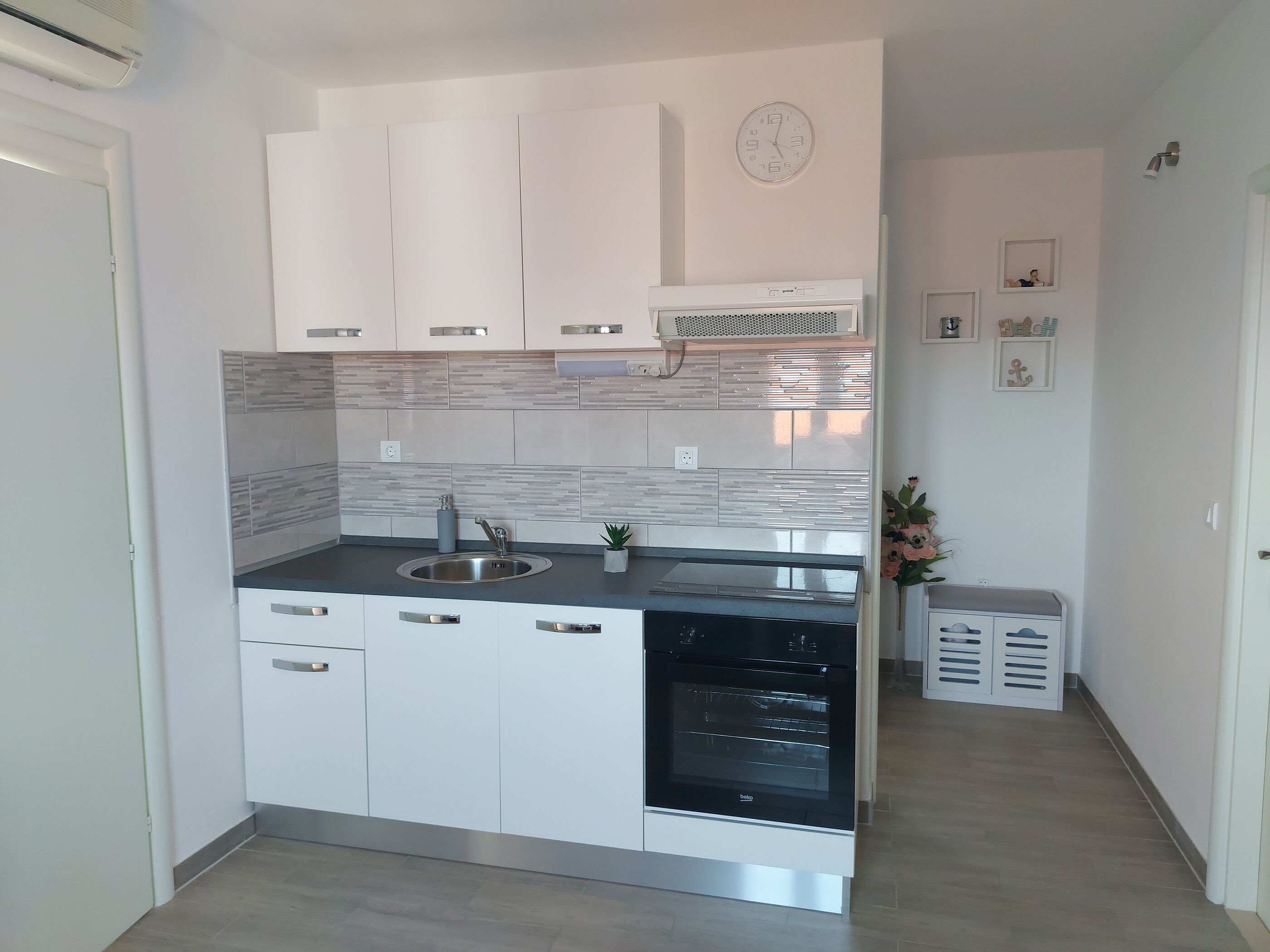 Apartments Karlo 26721-A1