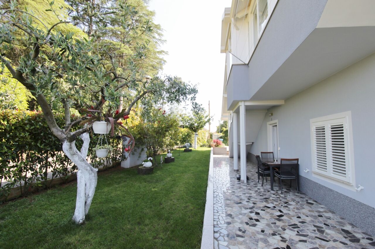 Apartments TITONEL 79159-A1