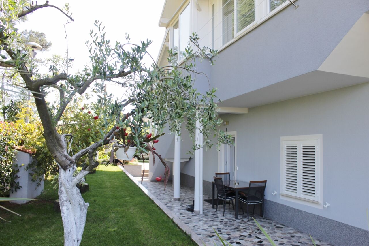 Apartments TITONEL 79159-A1