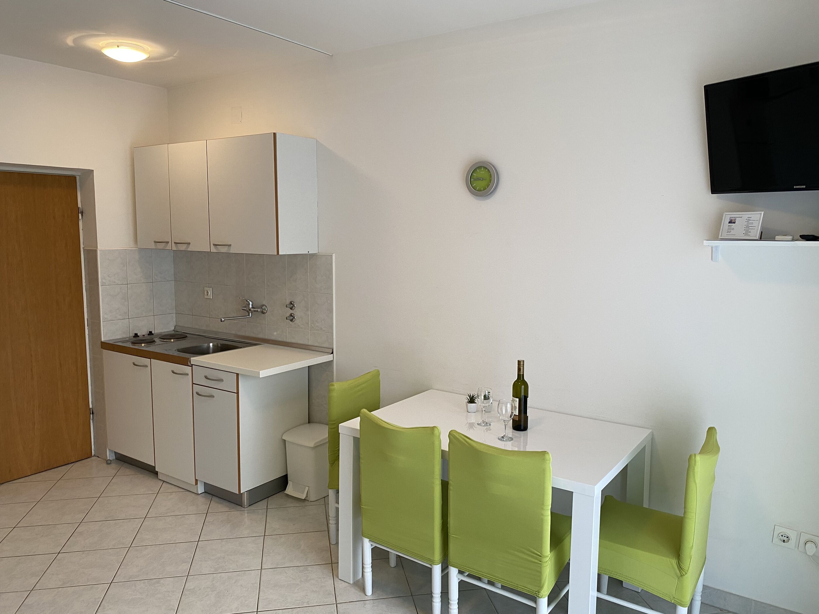 Apartments Pulić 27681-A1