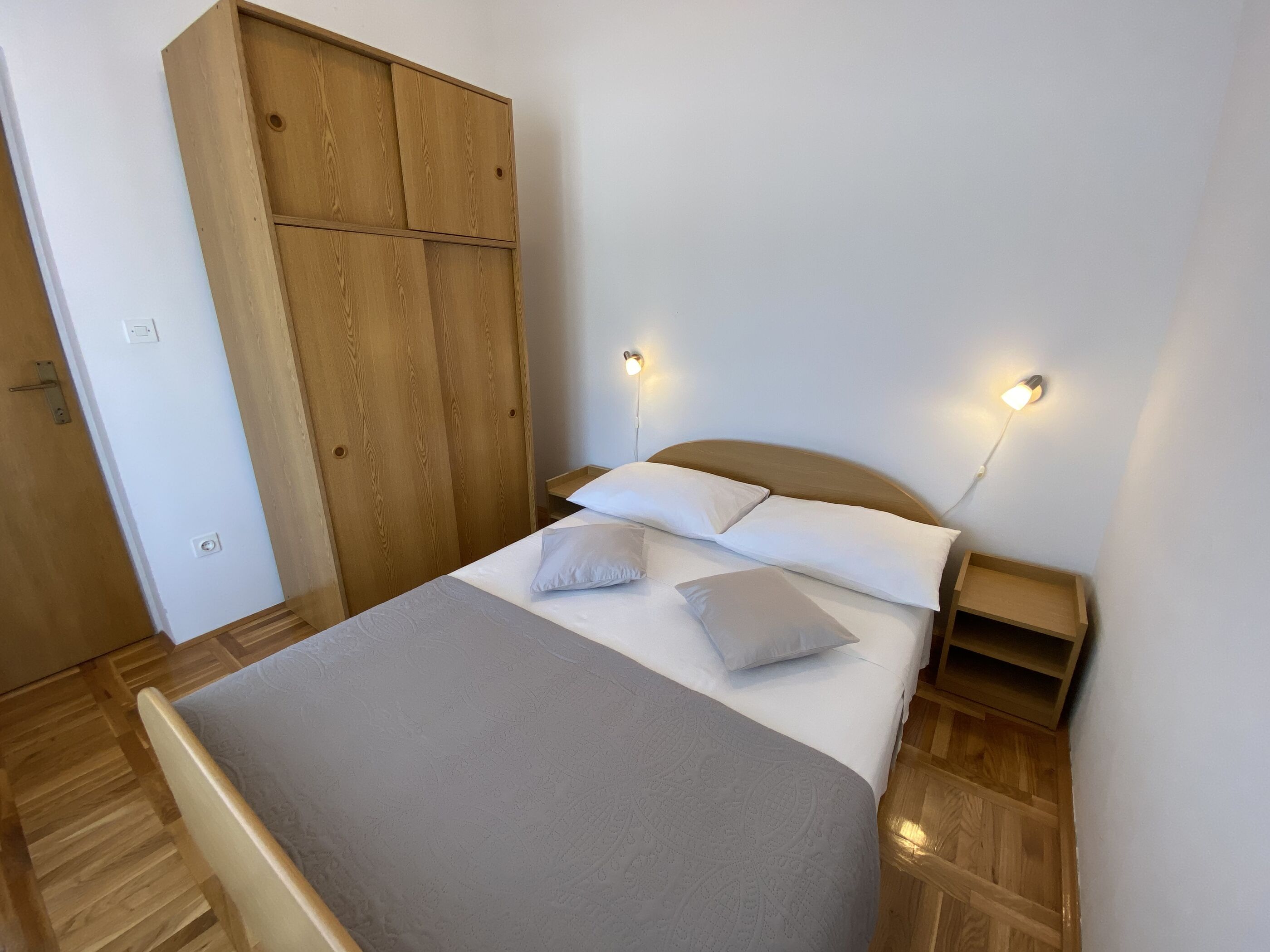 Apartments Pulić 27681-A4