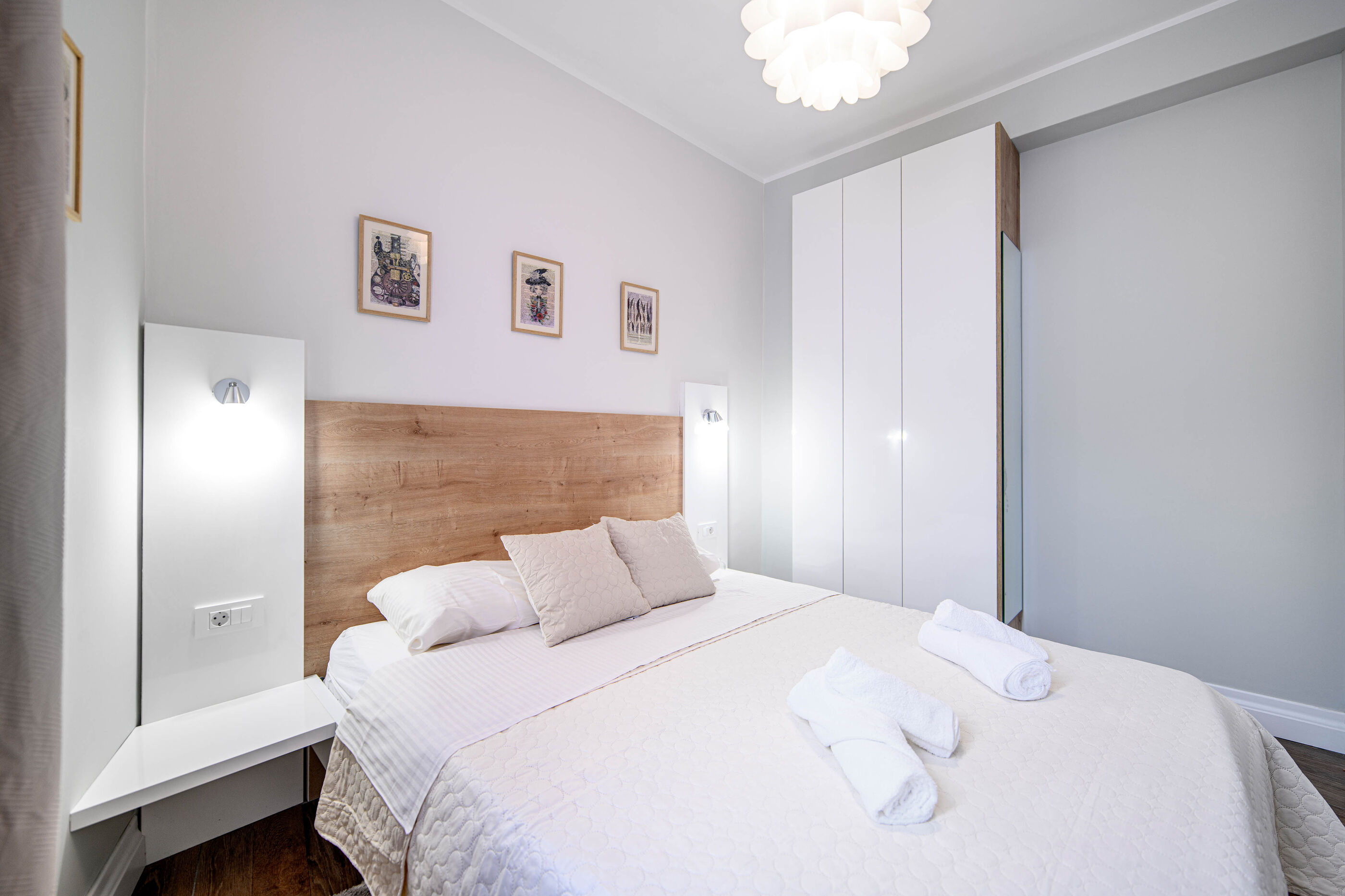 Apartments Oršula near old town 81791-A1