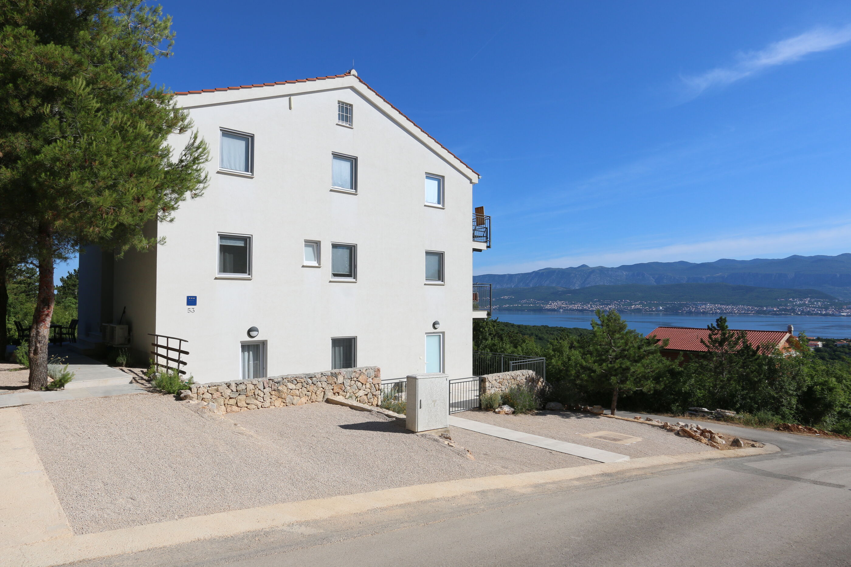 Apartments Baresic 36264-A2