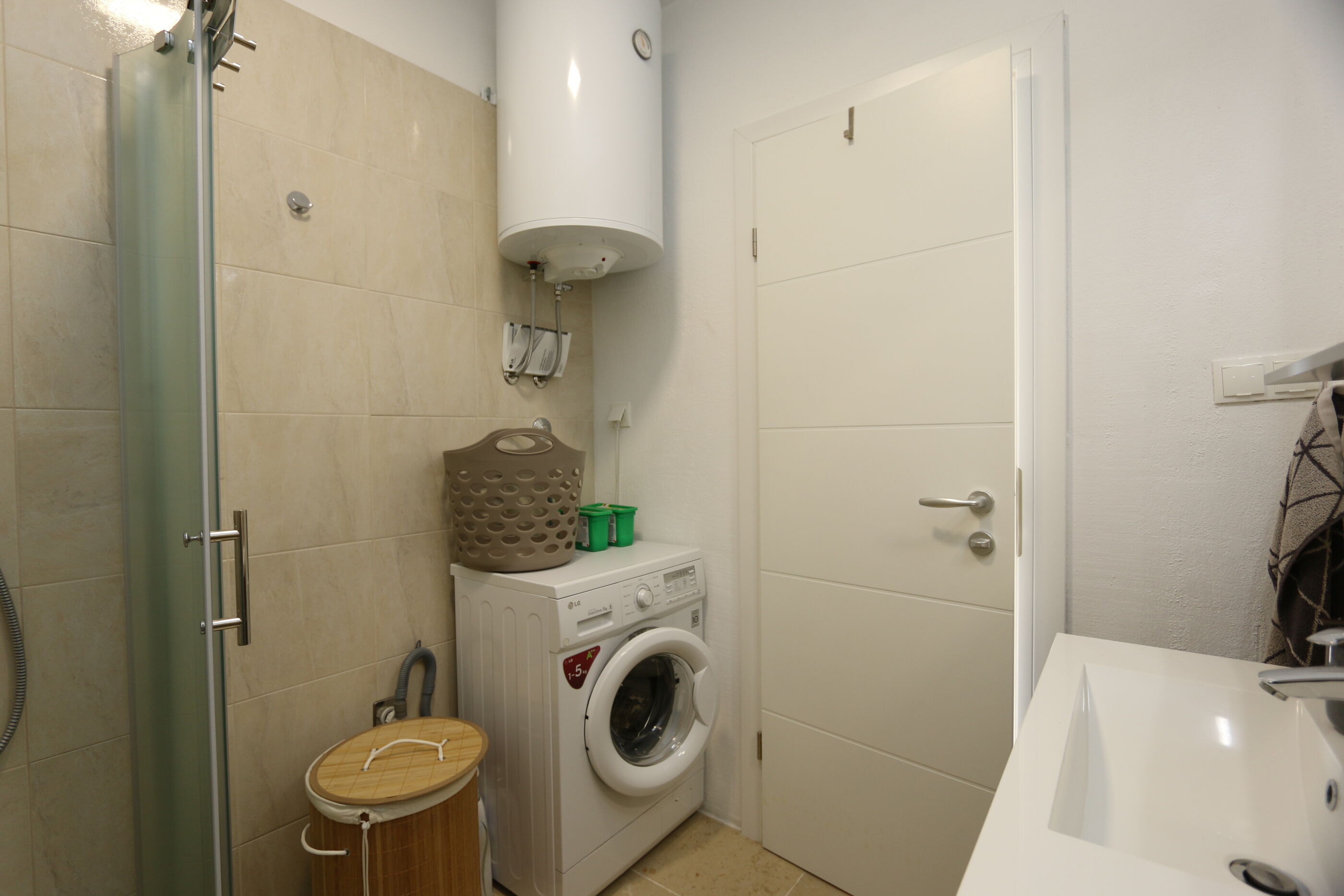 Apartments Baresic 36264-A2