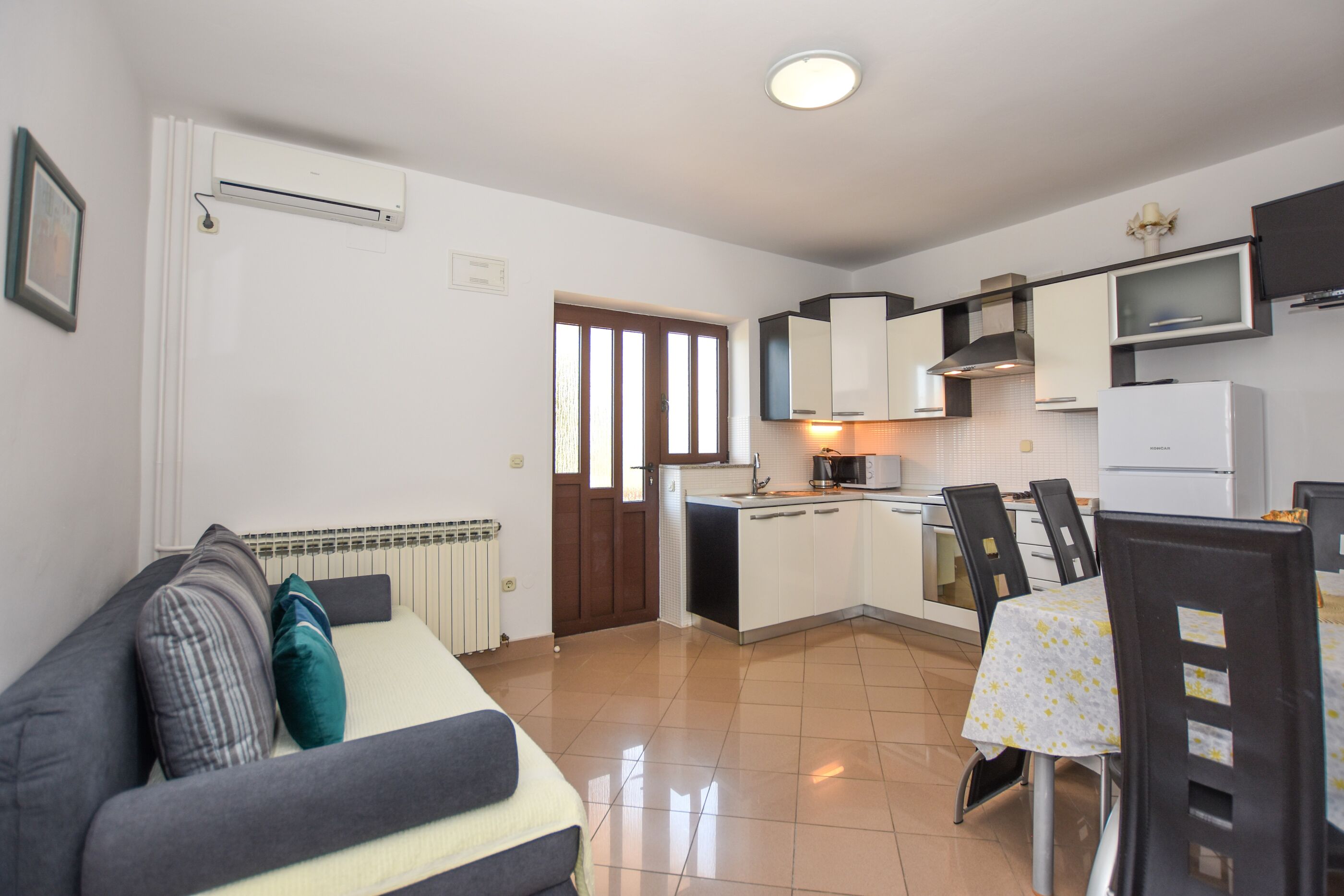 Apartments Marija 27941-A6