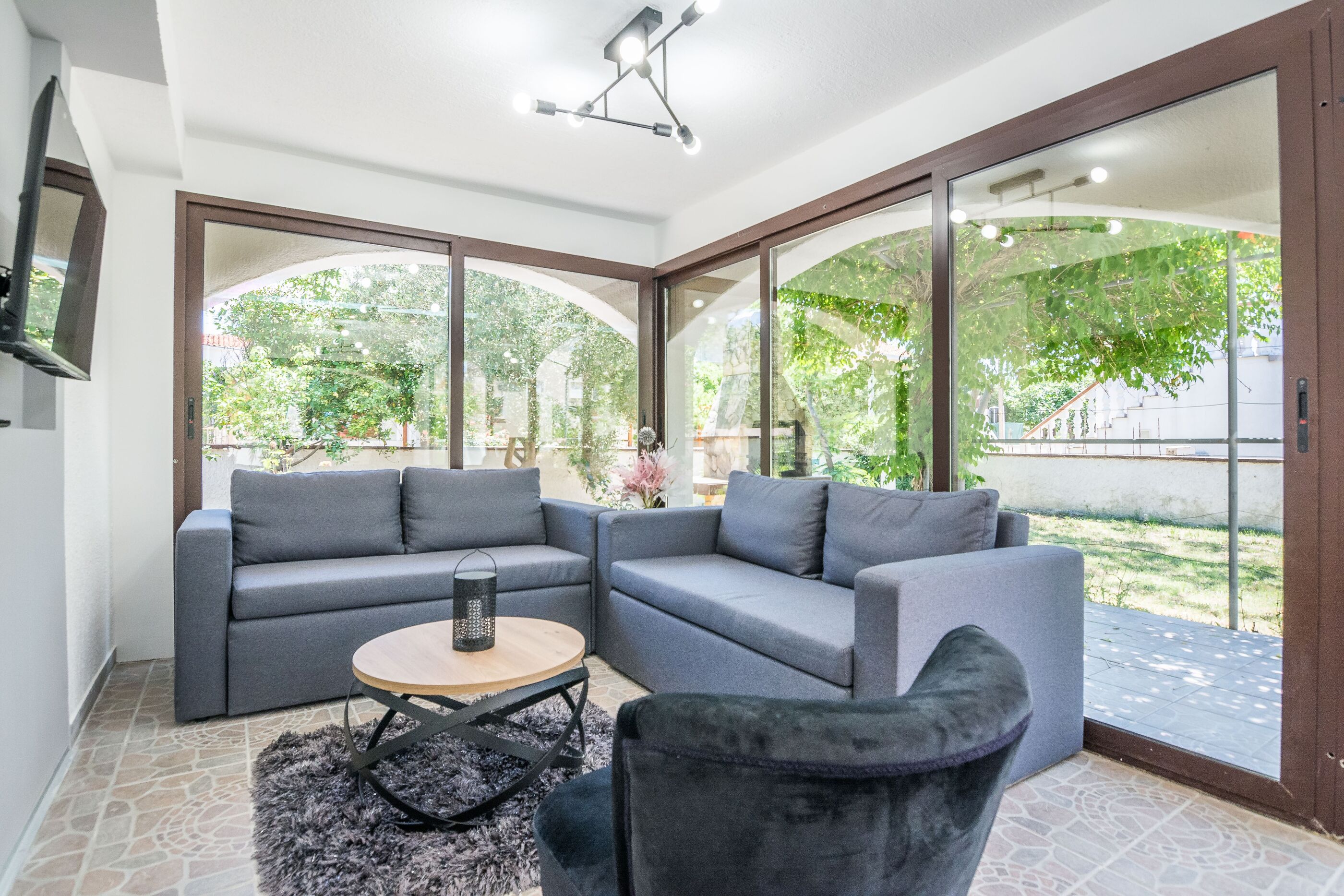 House Hukavec 72055-K1