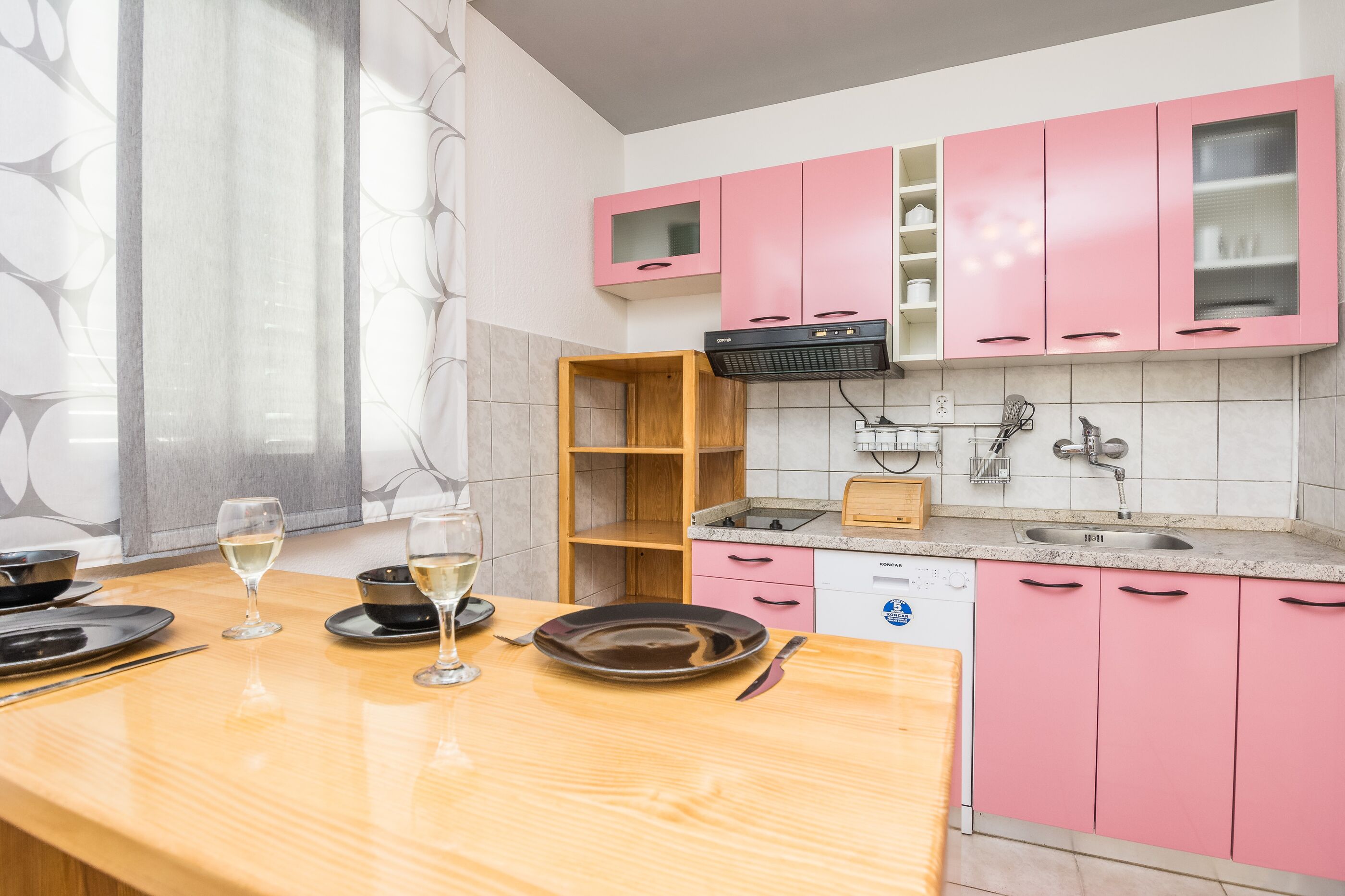 House Hukavec 72055-K1