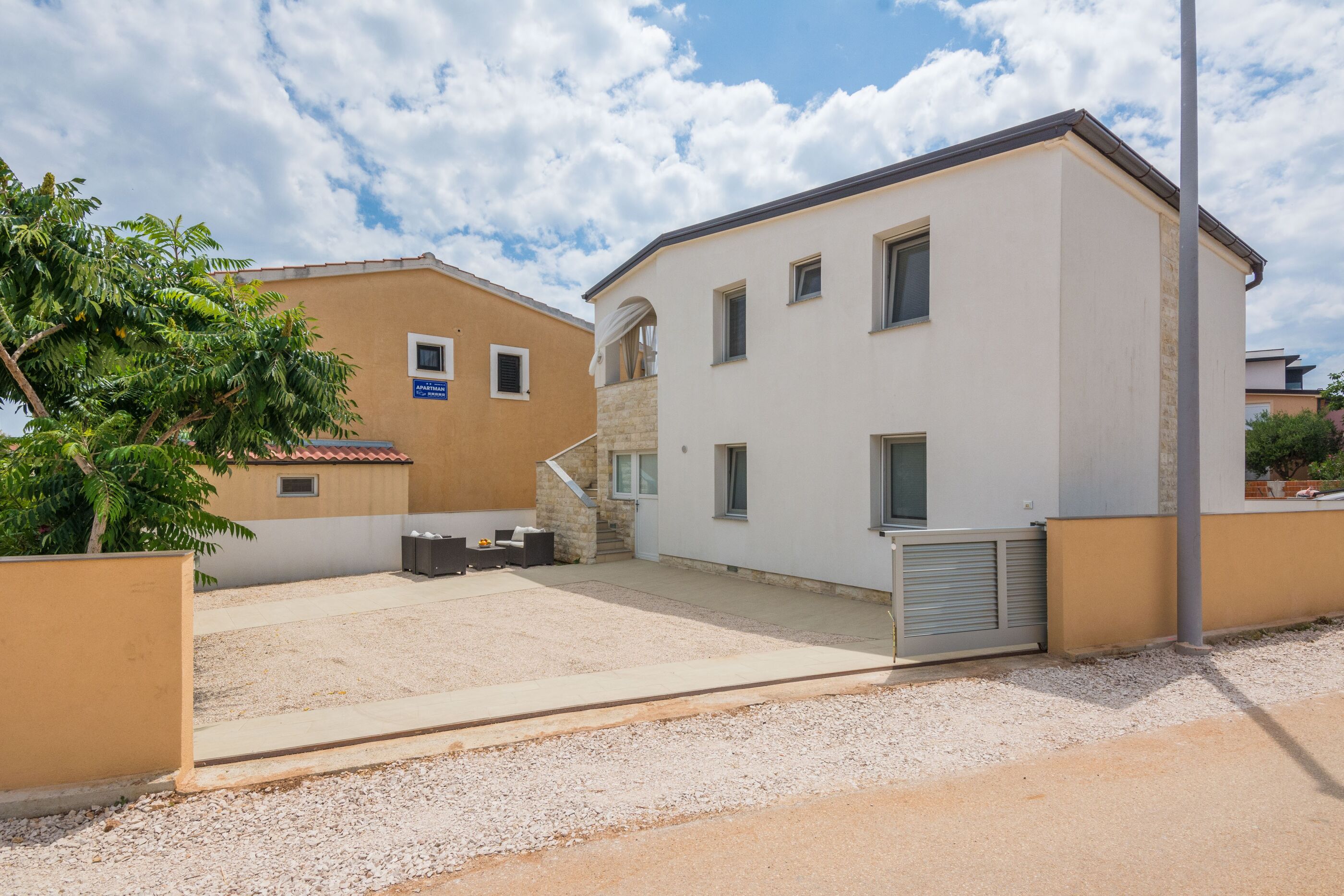 Apartments Ivanusevic Accommodation in Vir