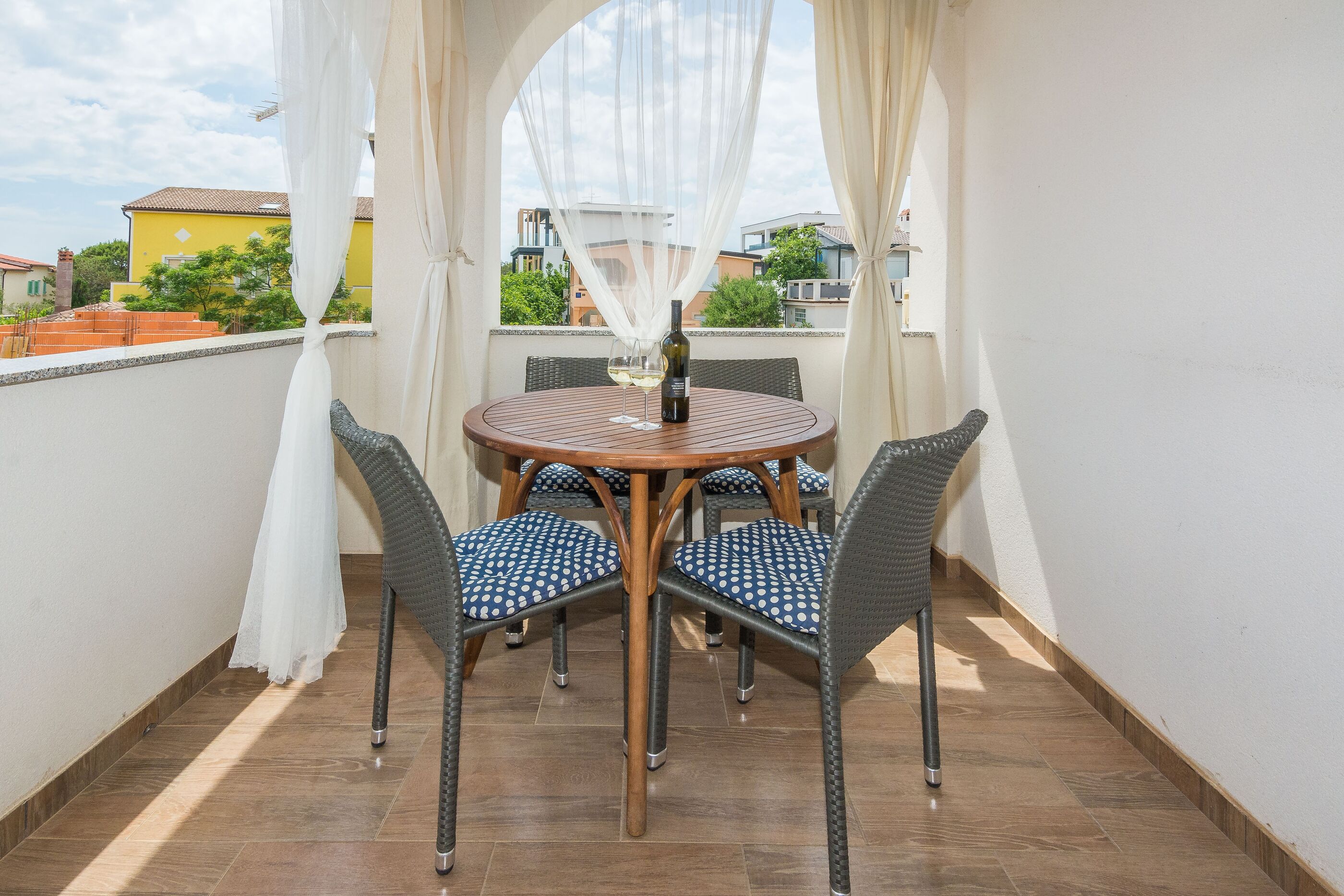 Apartments Ivanusevic 72058-A1
