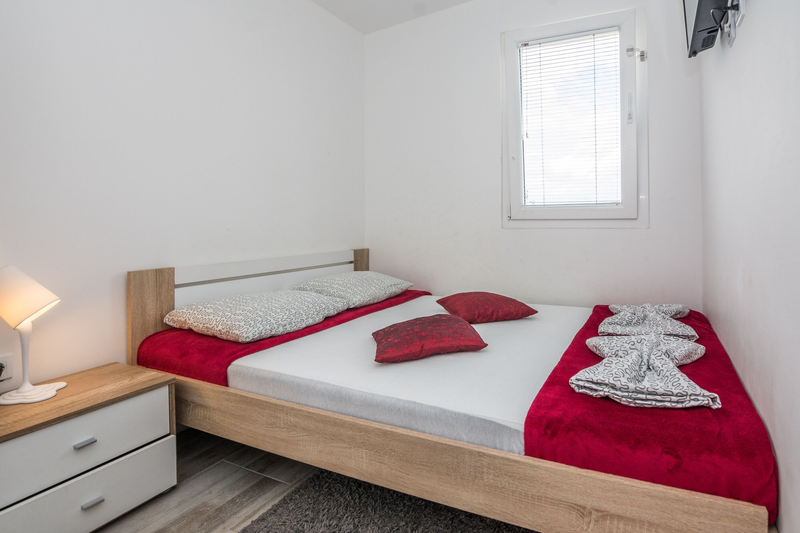Apartments Ivanusevic 72058-A2