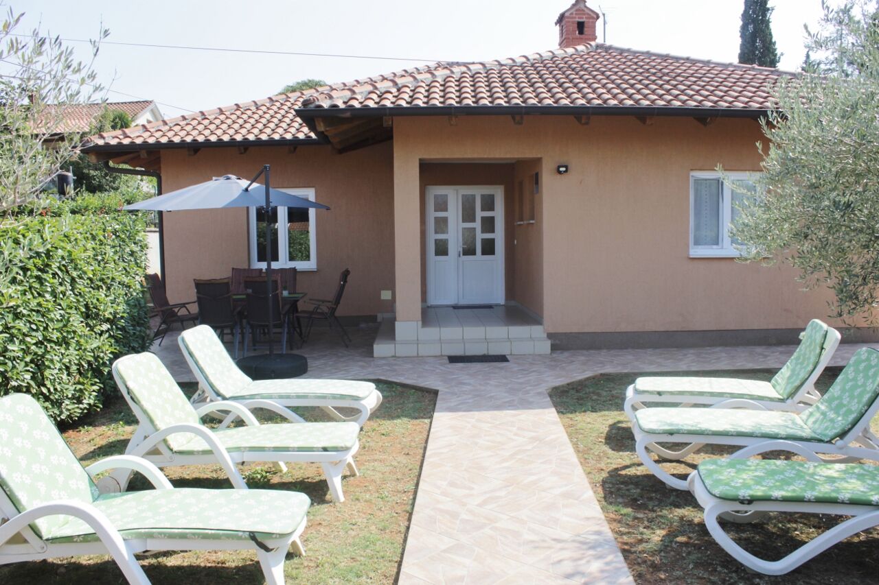 Kuća za odmor TINA K1