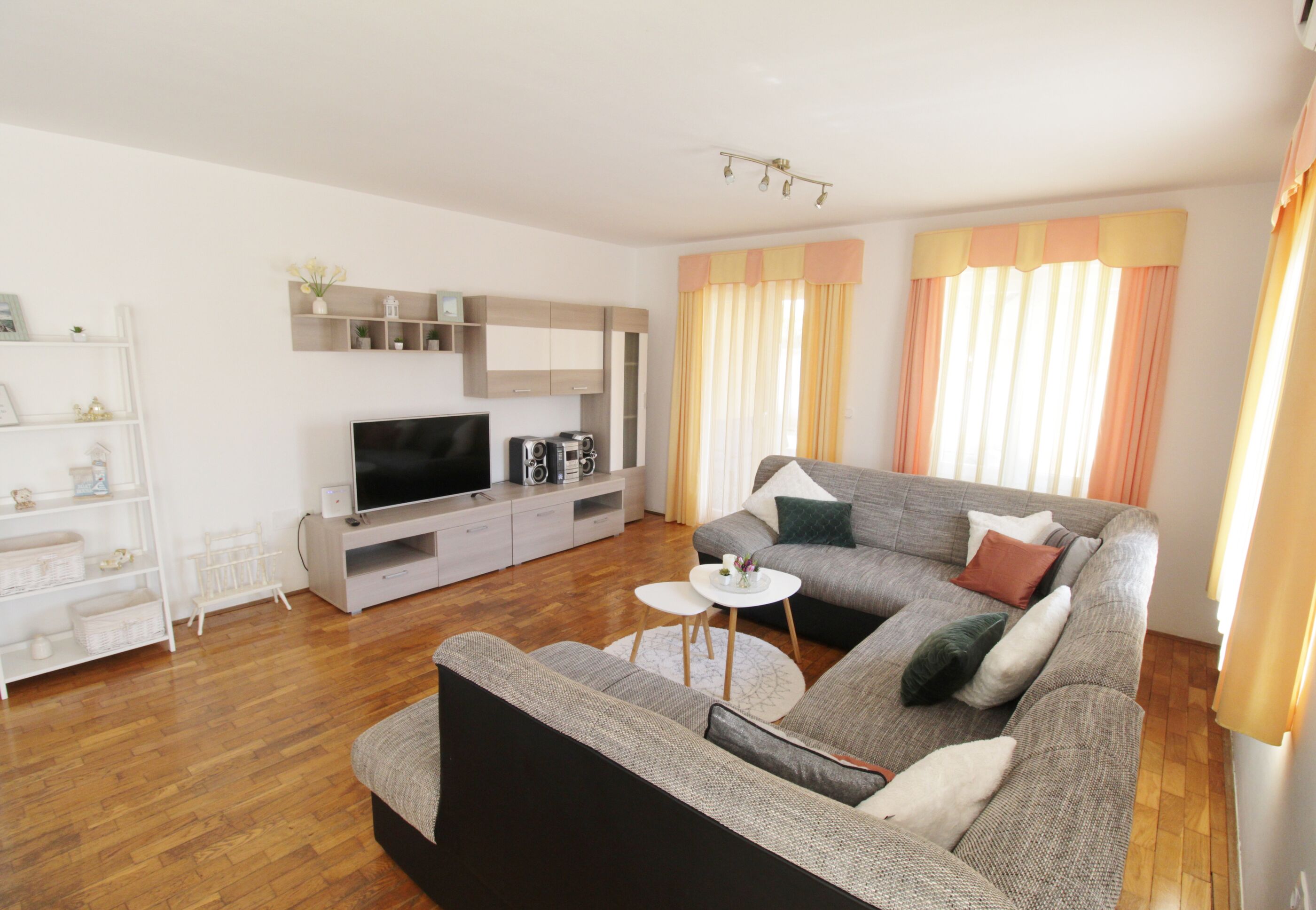 House TINA 79317-K1