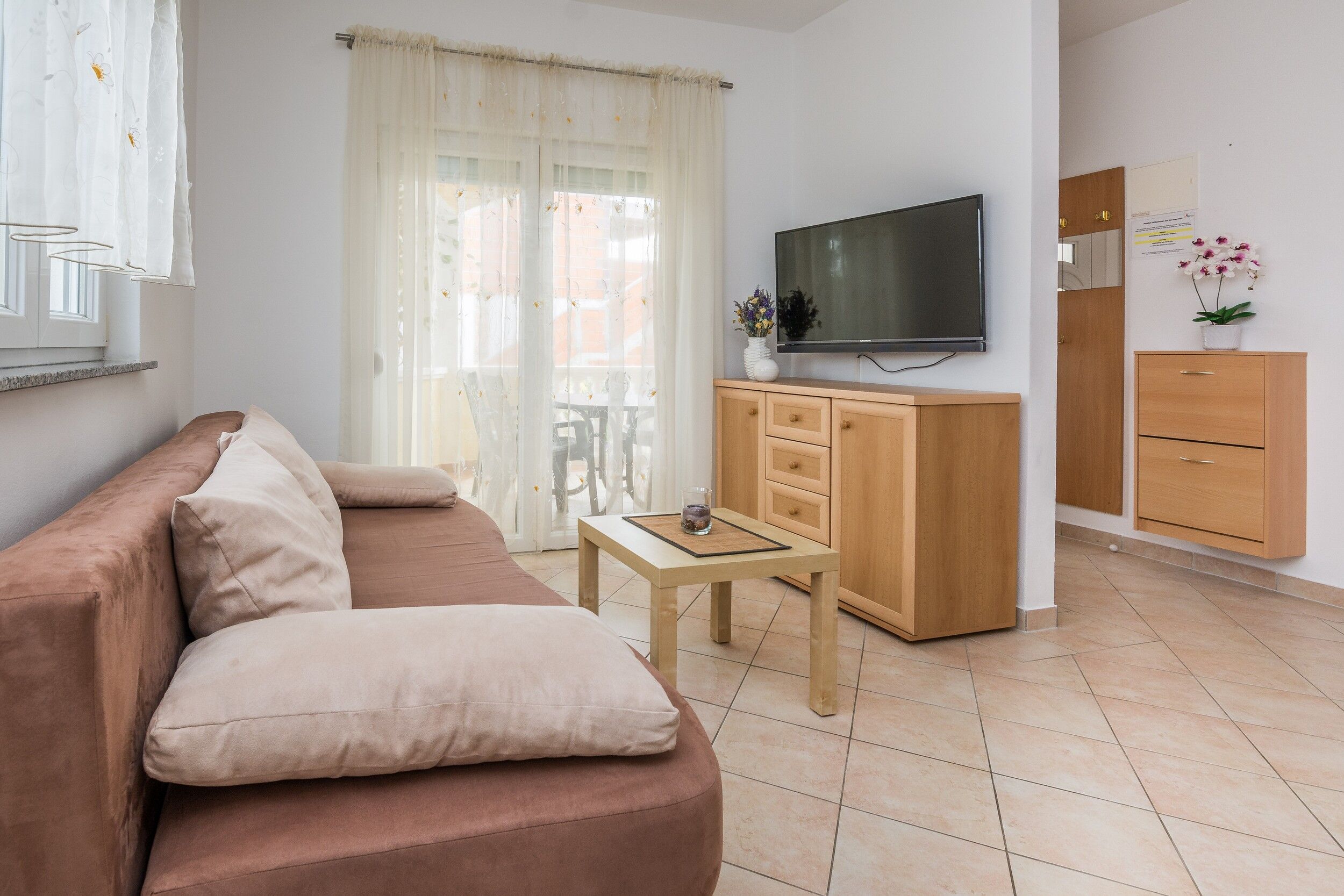 Apartments Sarlija 64139-A2