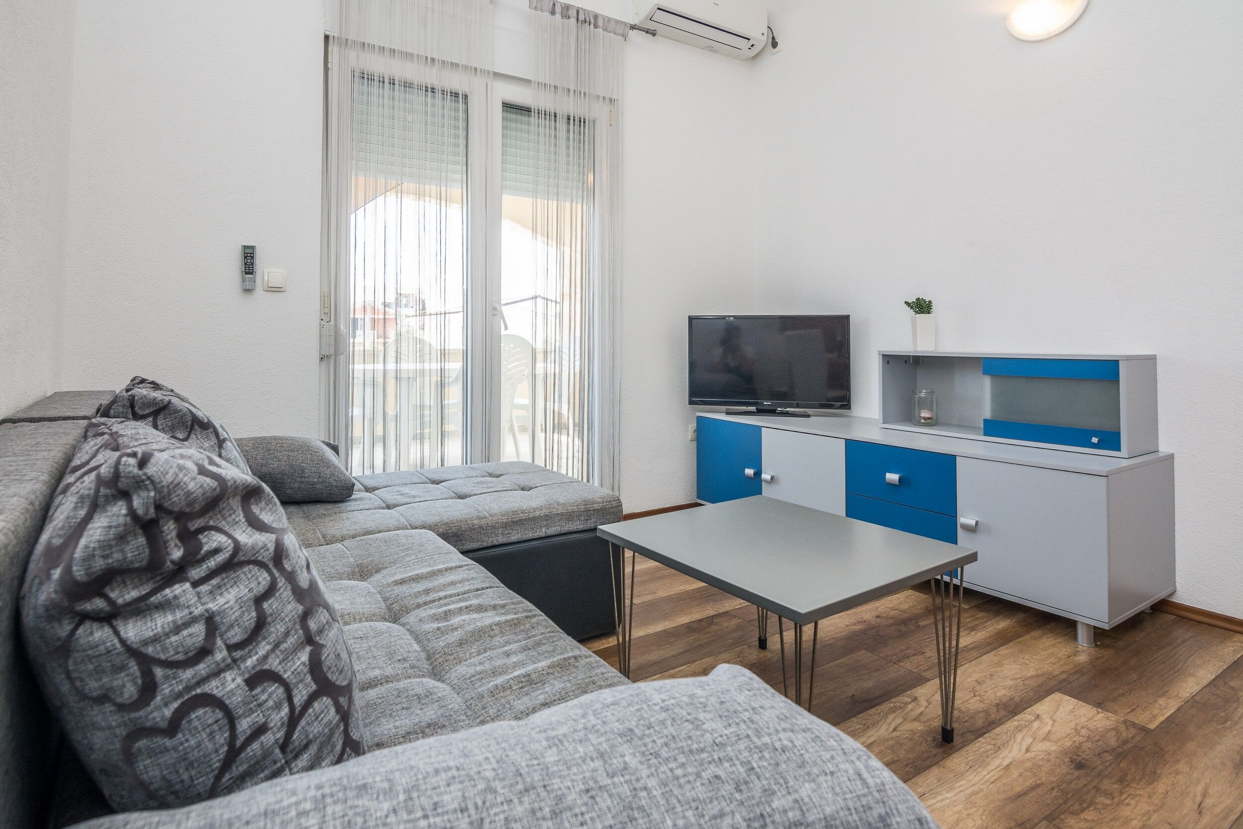 Apartments Galic 17727-A1