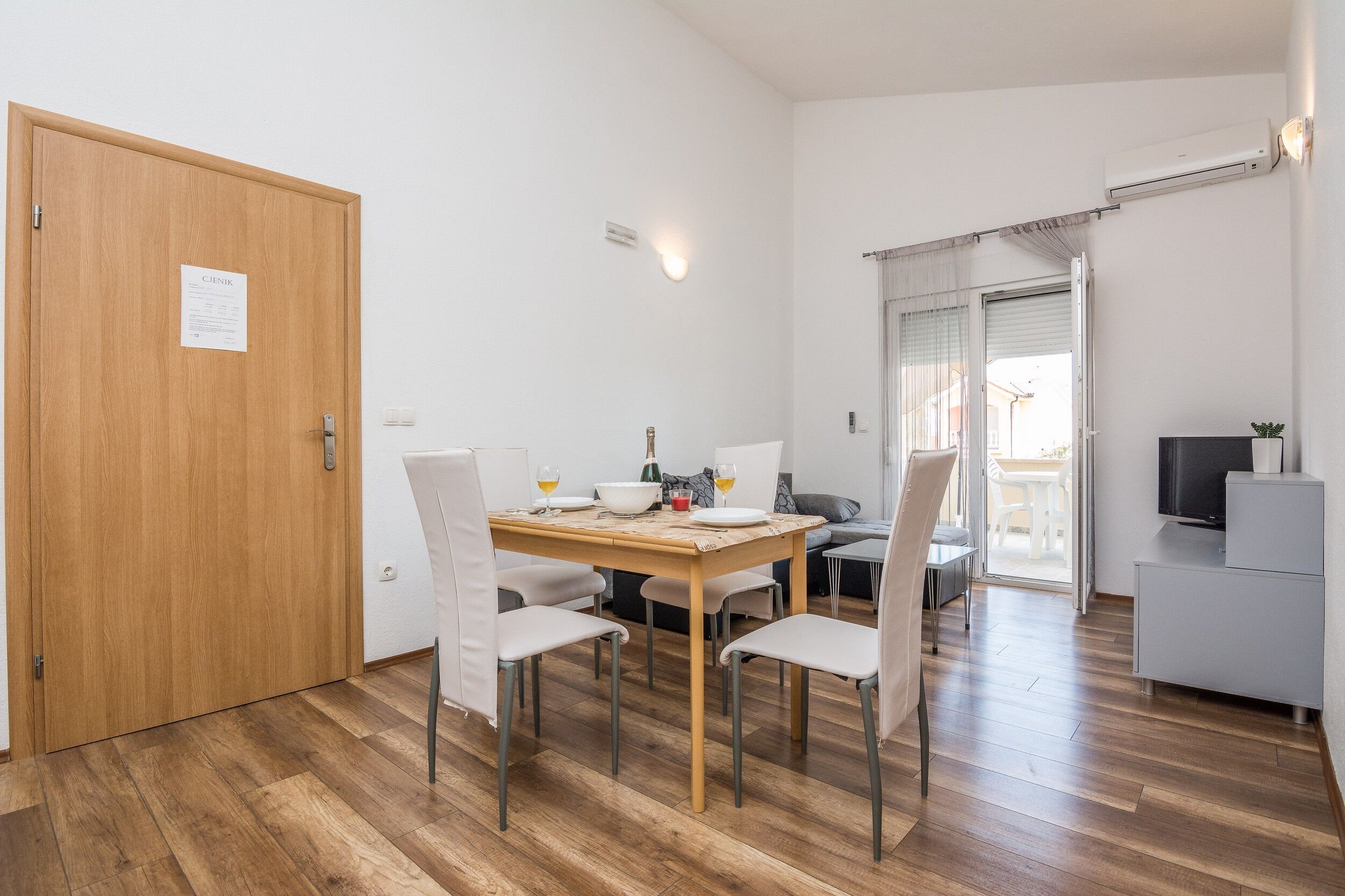 Apartments Galic 17727-A1