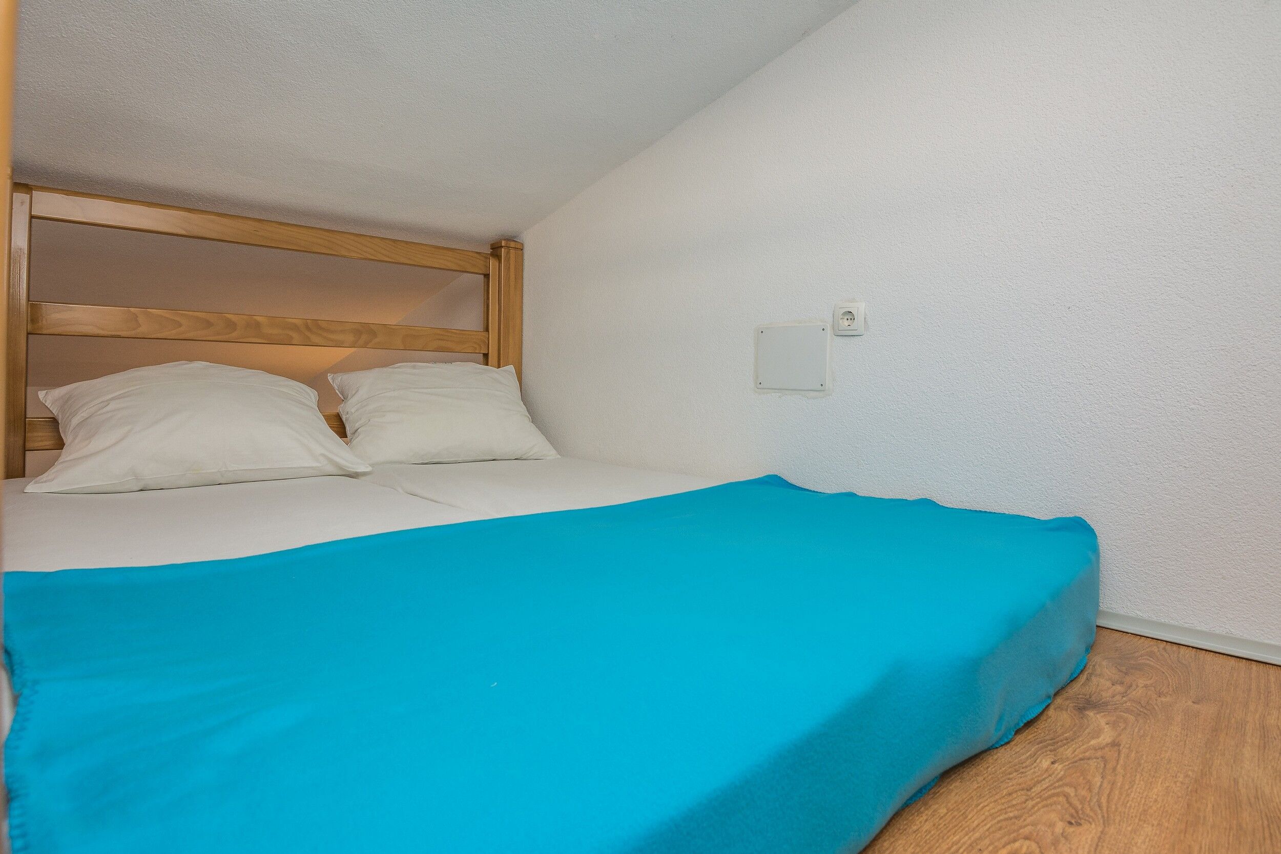 Apartments Galic 17727-A4