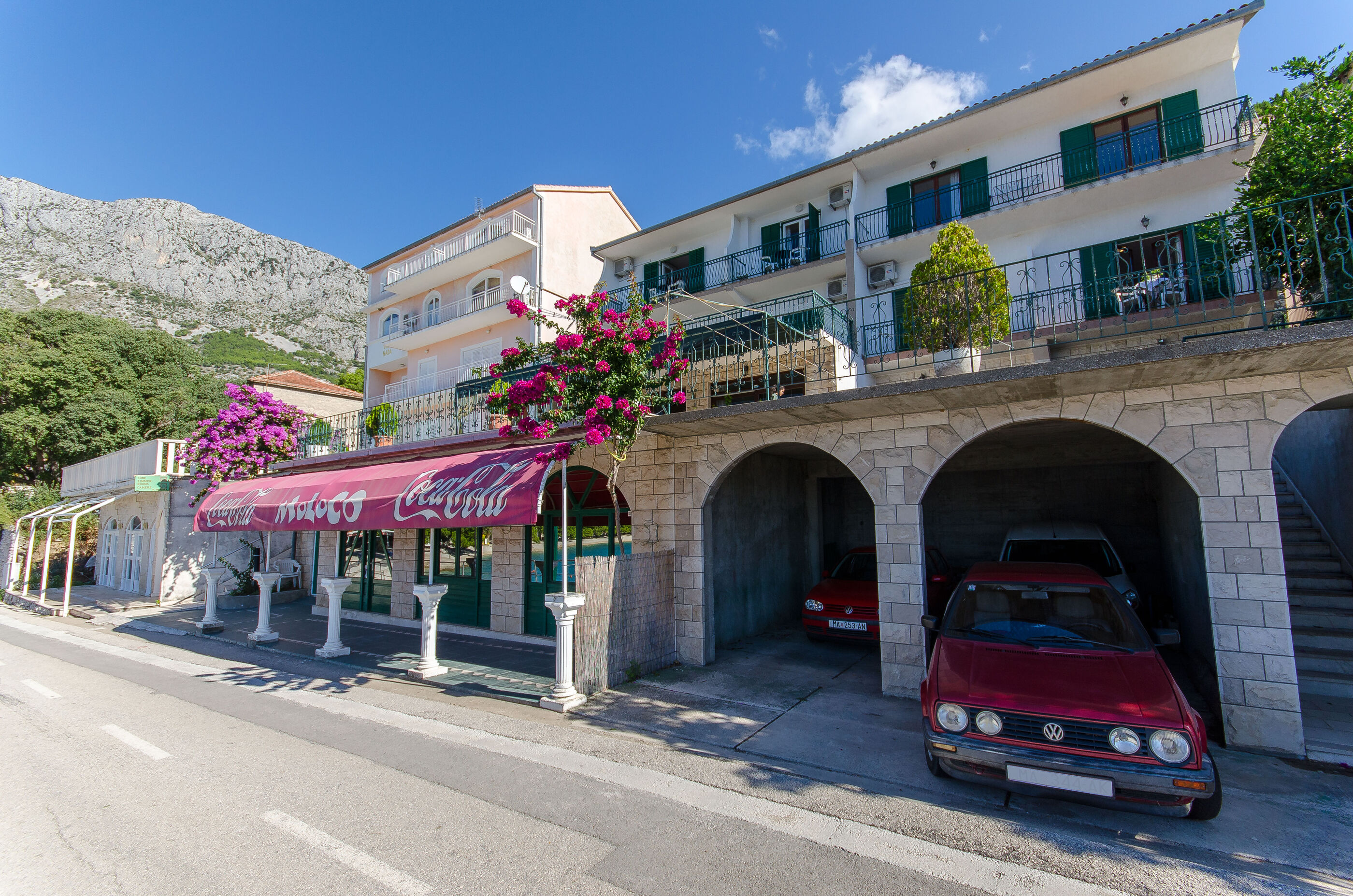 Apartments Moloco 79241-A1