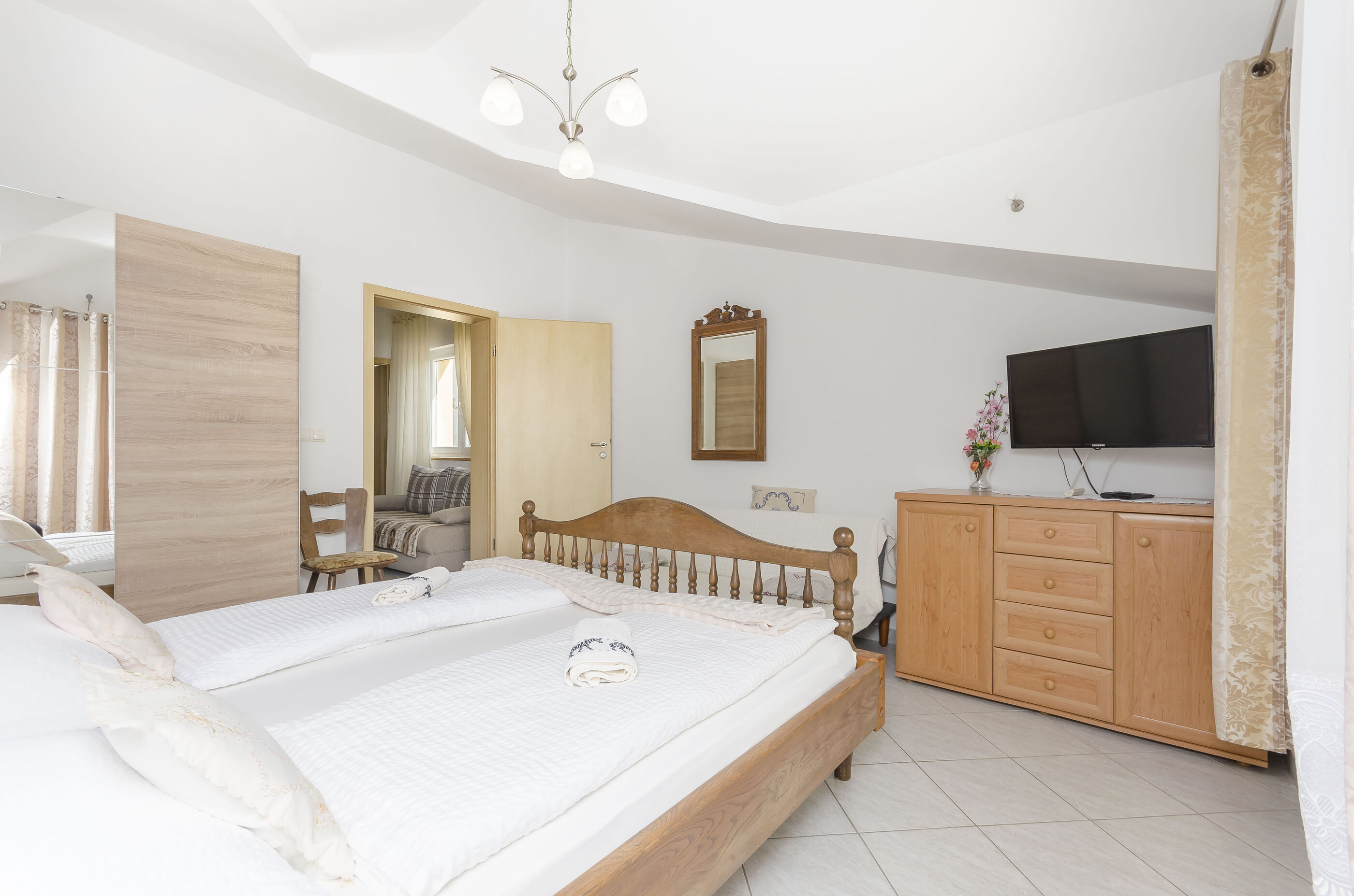 Apartments Ivanka on the beach 79411-A2